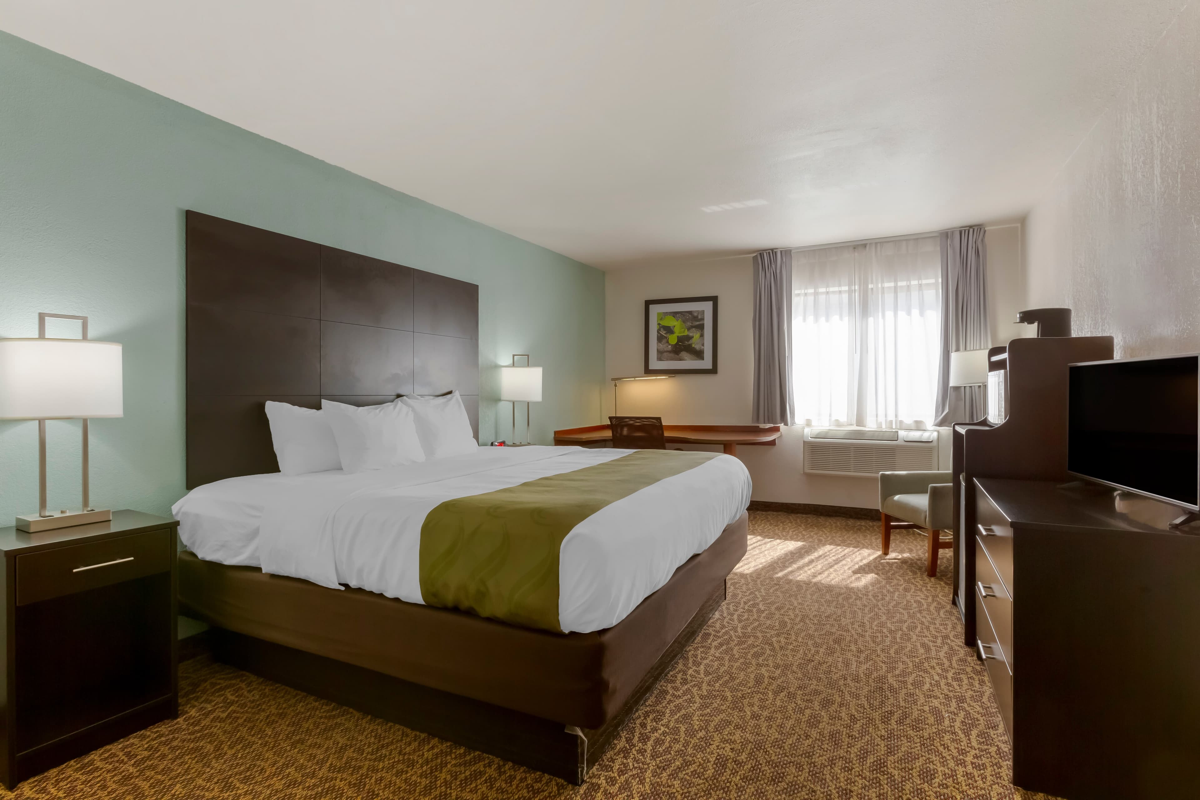 Quality Inn Alexis Rd — 10