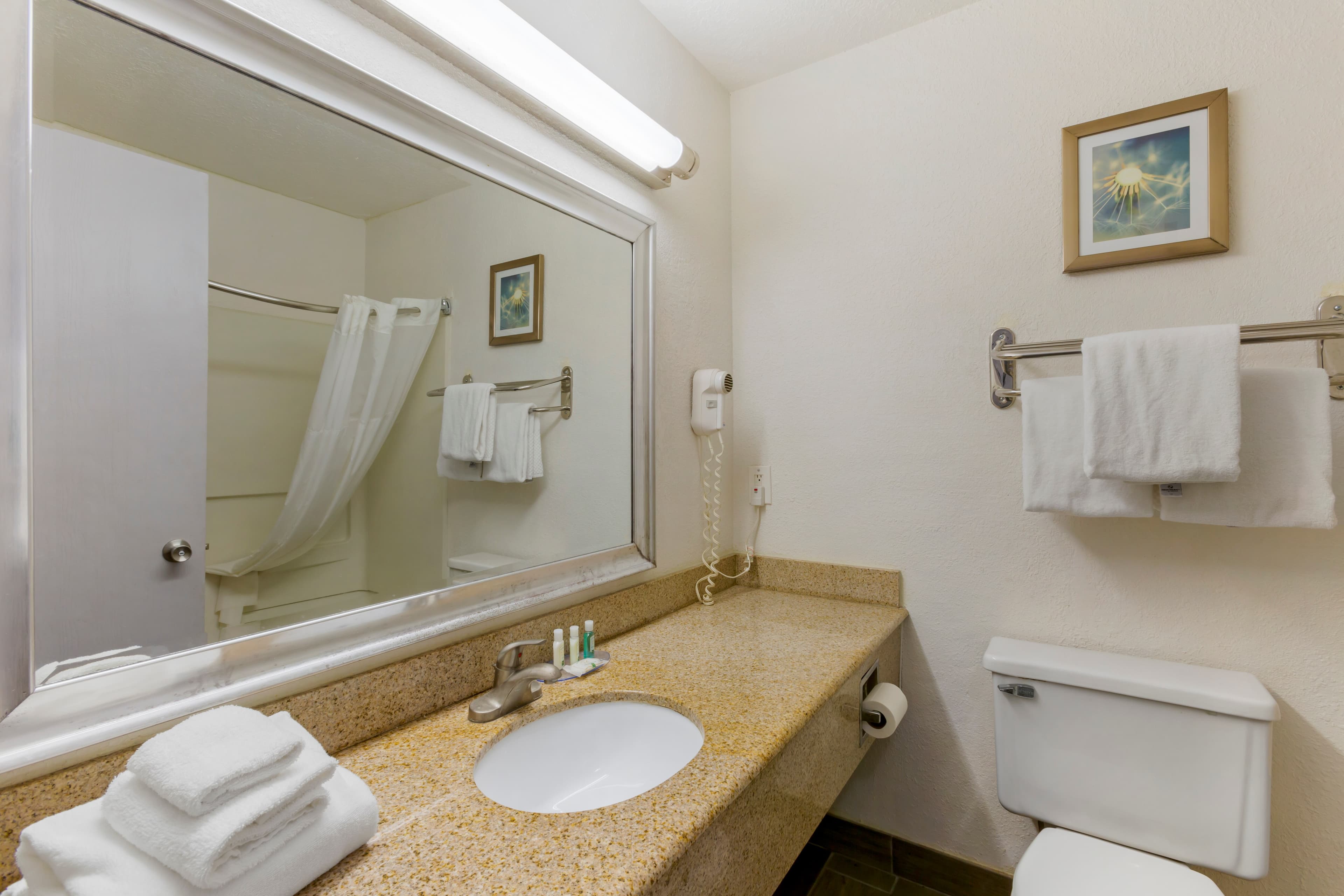 Quality Inn Alexis Rd — 20