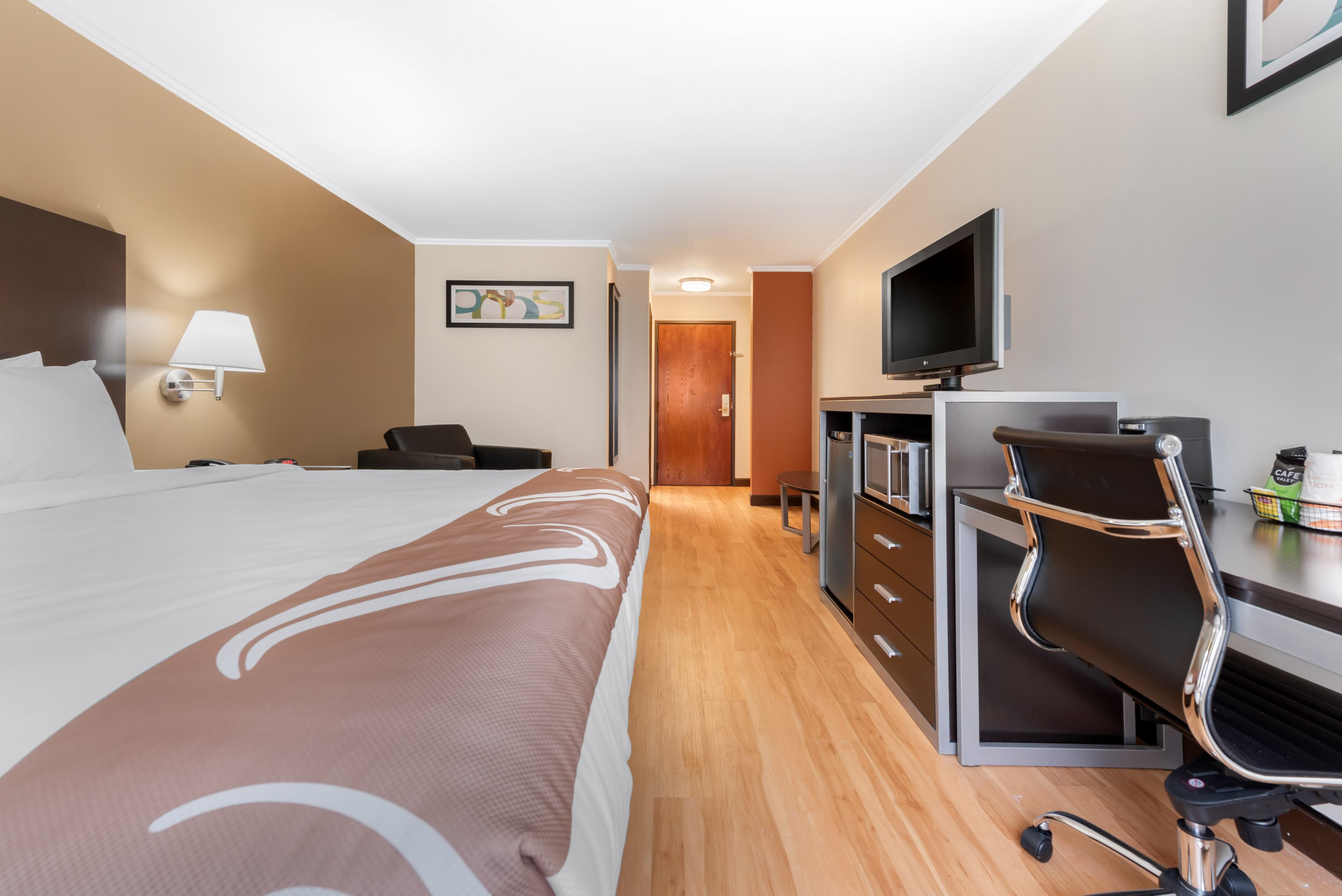 Quality Inn Fairborn near Wright Patterson AFB - Image 5