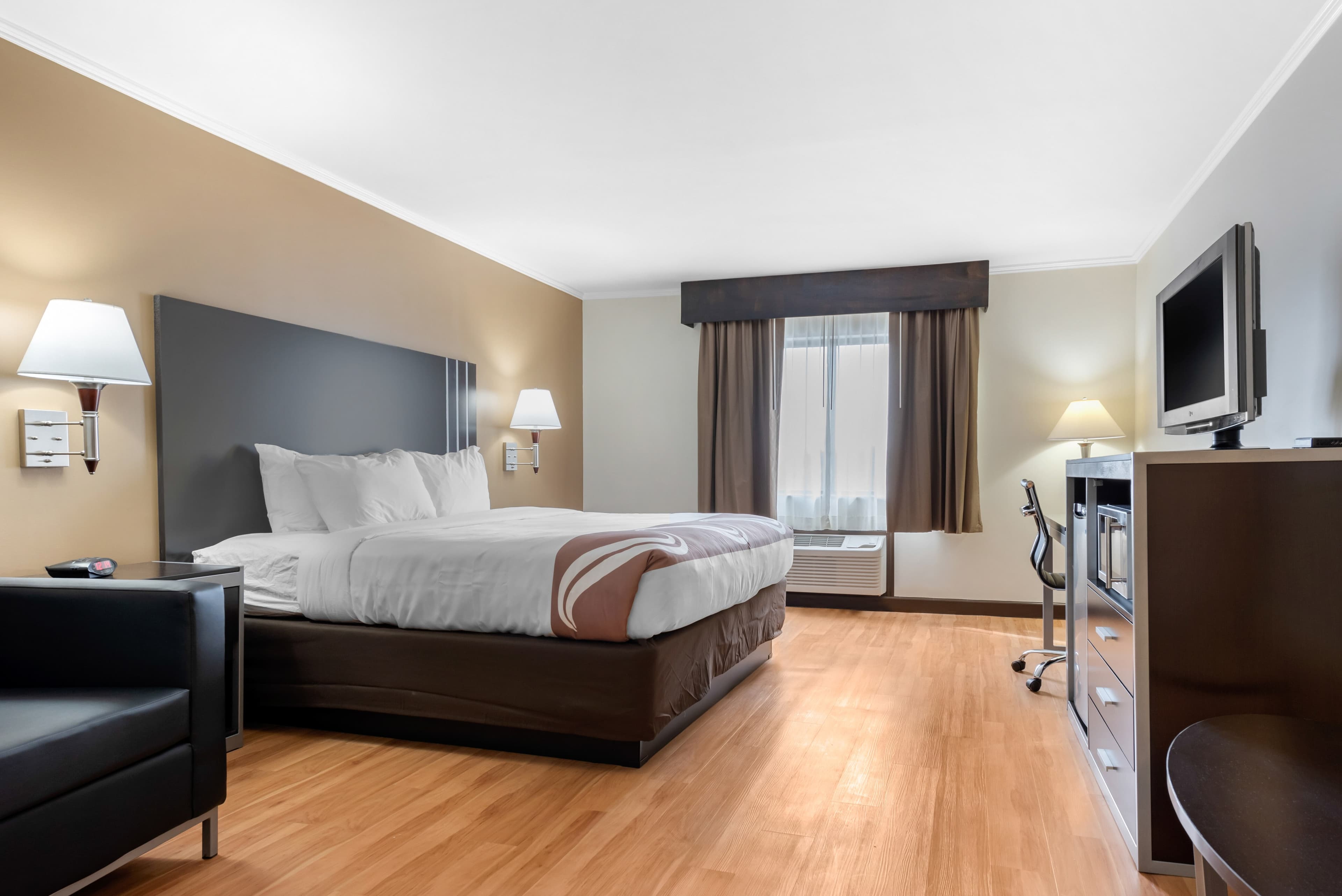 Quality Inn Fairborn near Wright Patterson AFB - Image 1