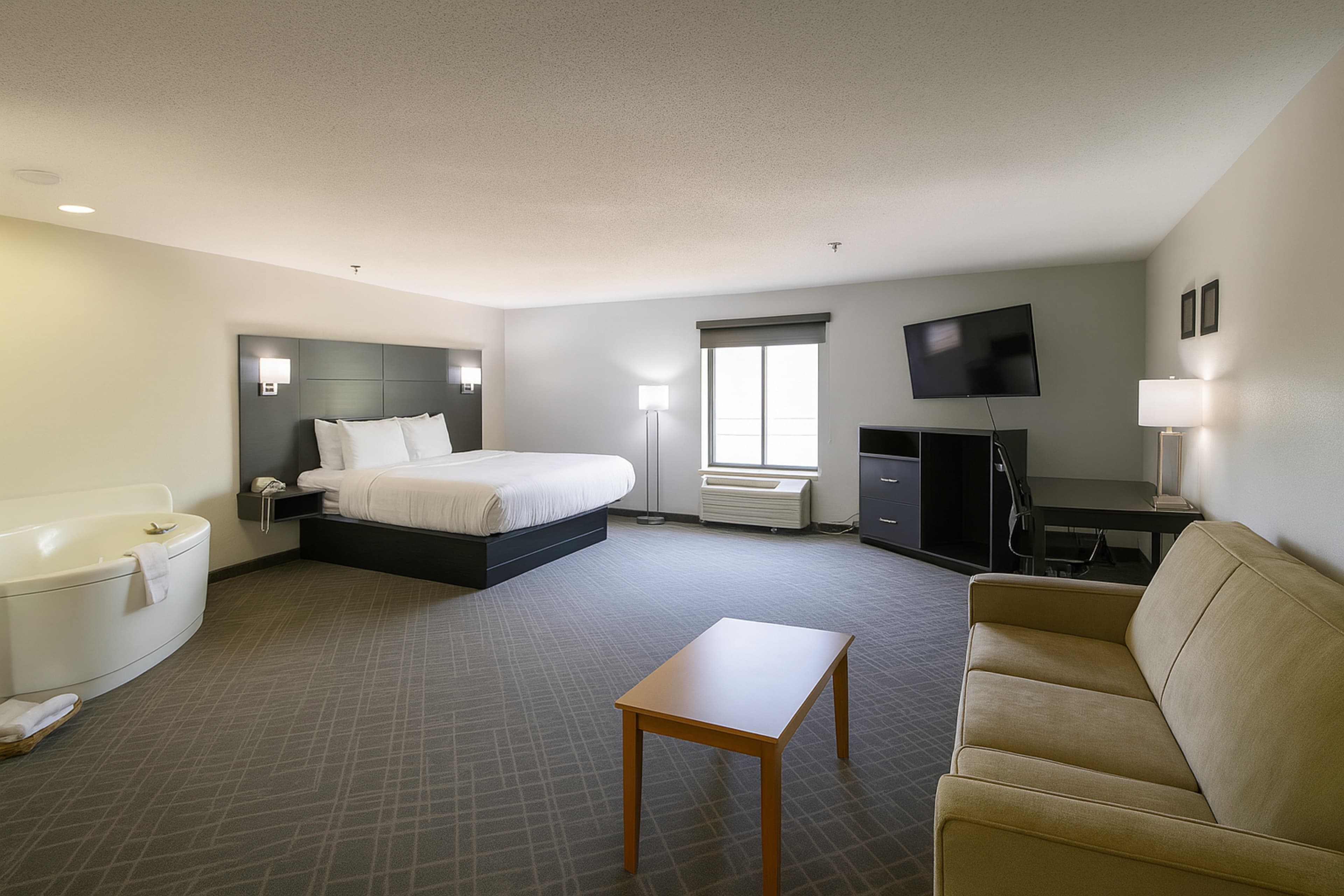 Quality Inn & Suites Circleville - Image 5