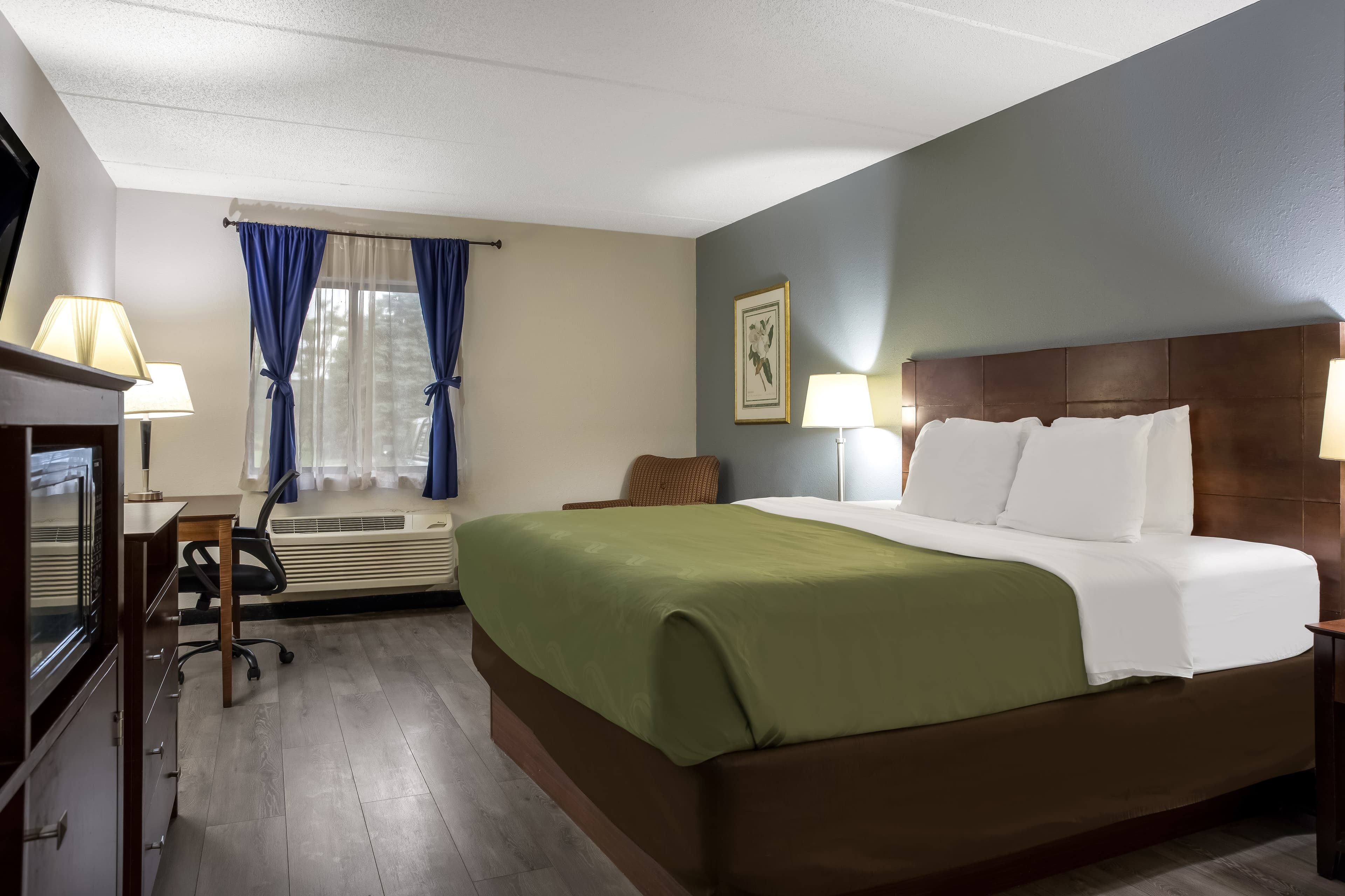 Quality Inn Toledo Westgate — 9