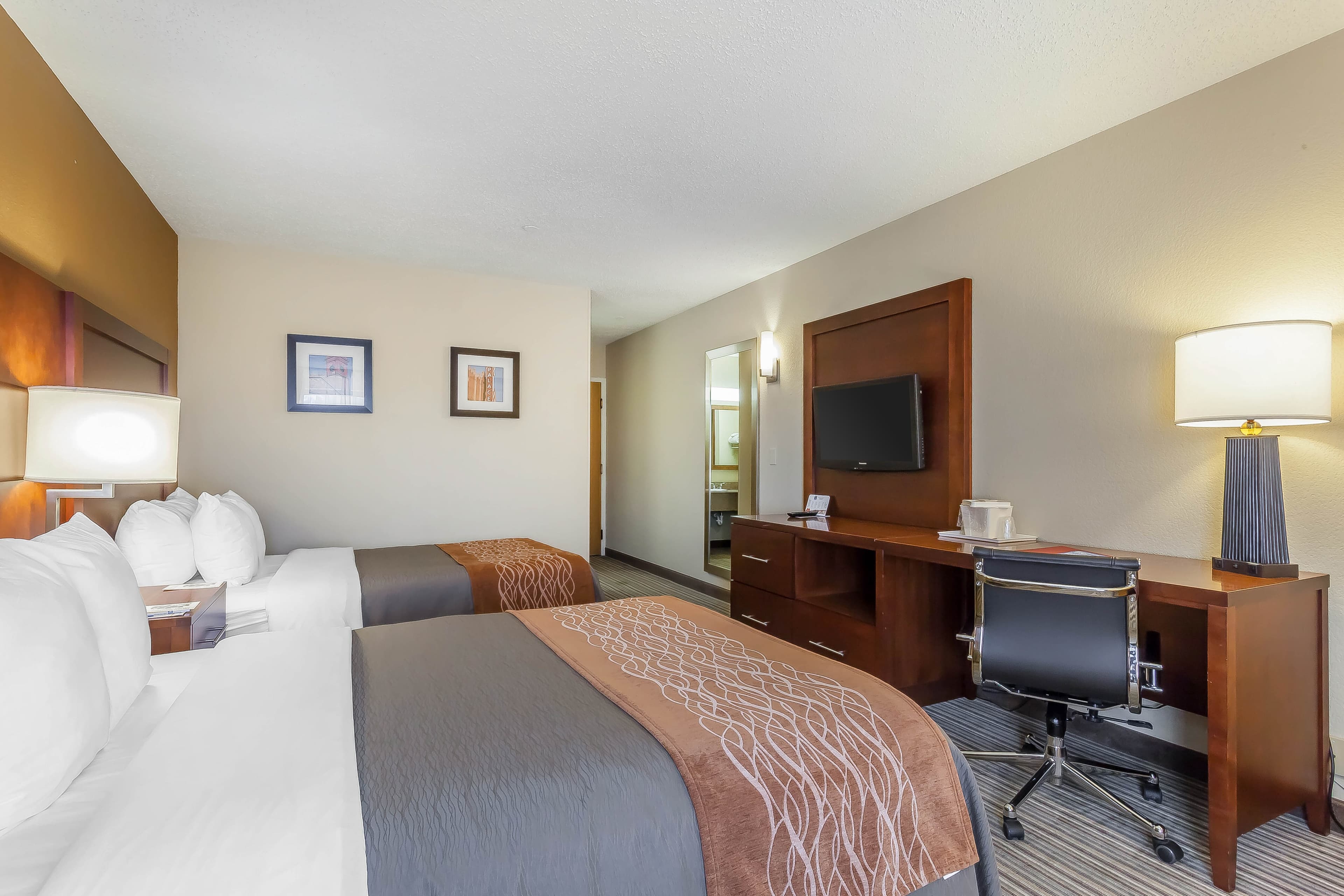 Comfort Inn - Hall of Fame - Image 3