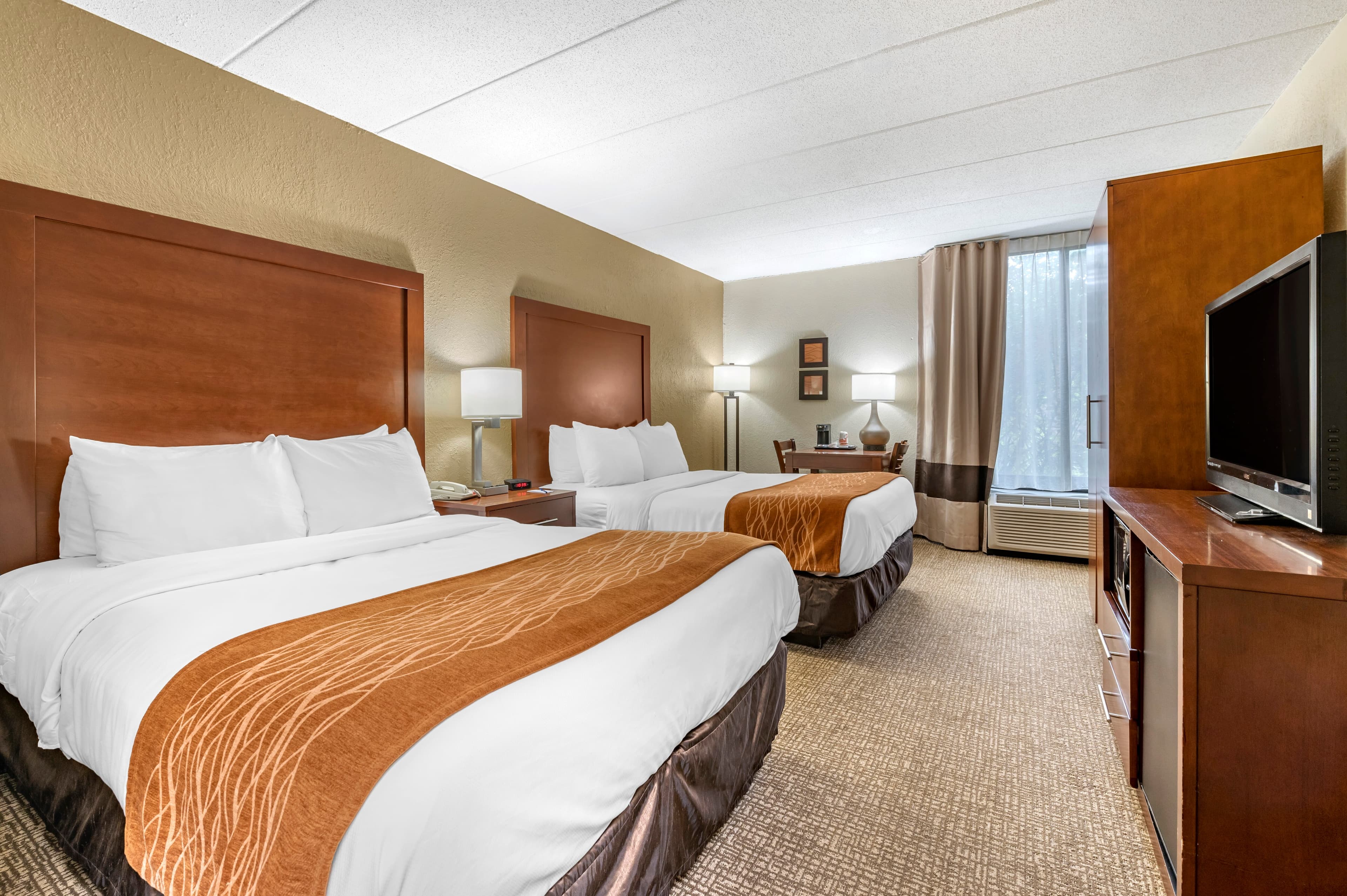 Comfort Inn Cincinnati Northeast — 7