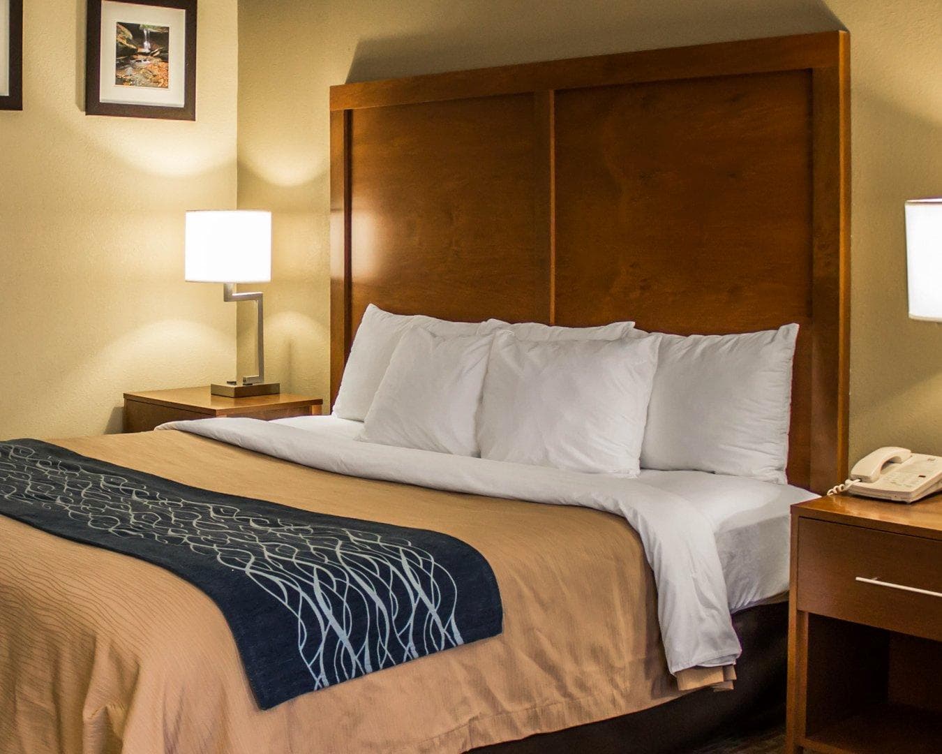 Quality Inn Akron South - Image 4