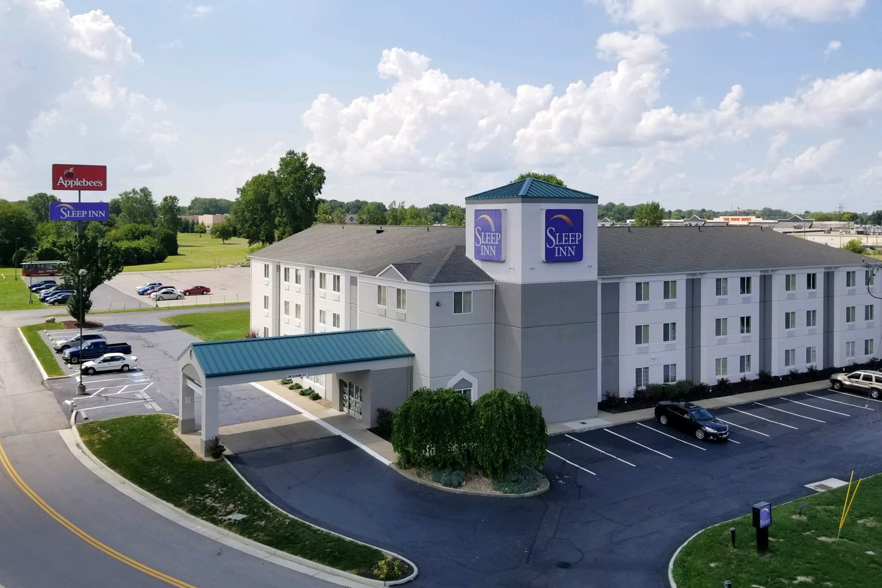 Sleep Inn Sandusky - Image 1