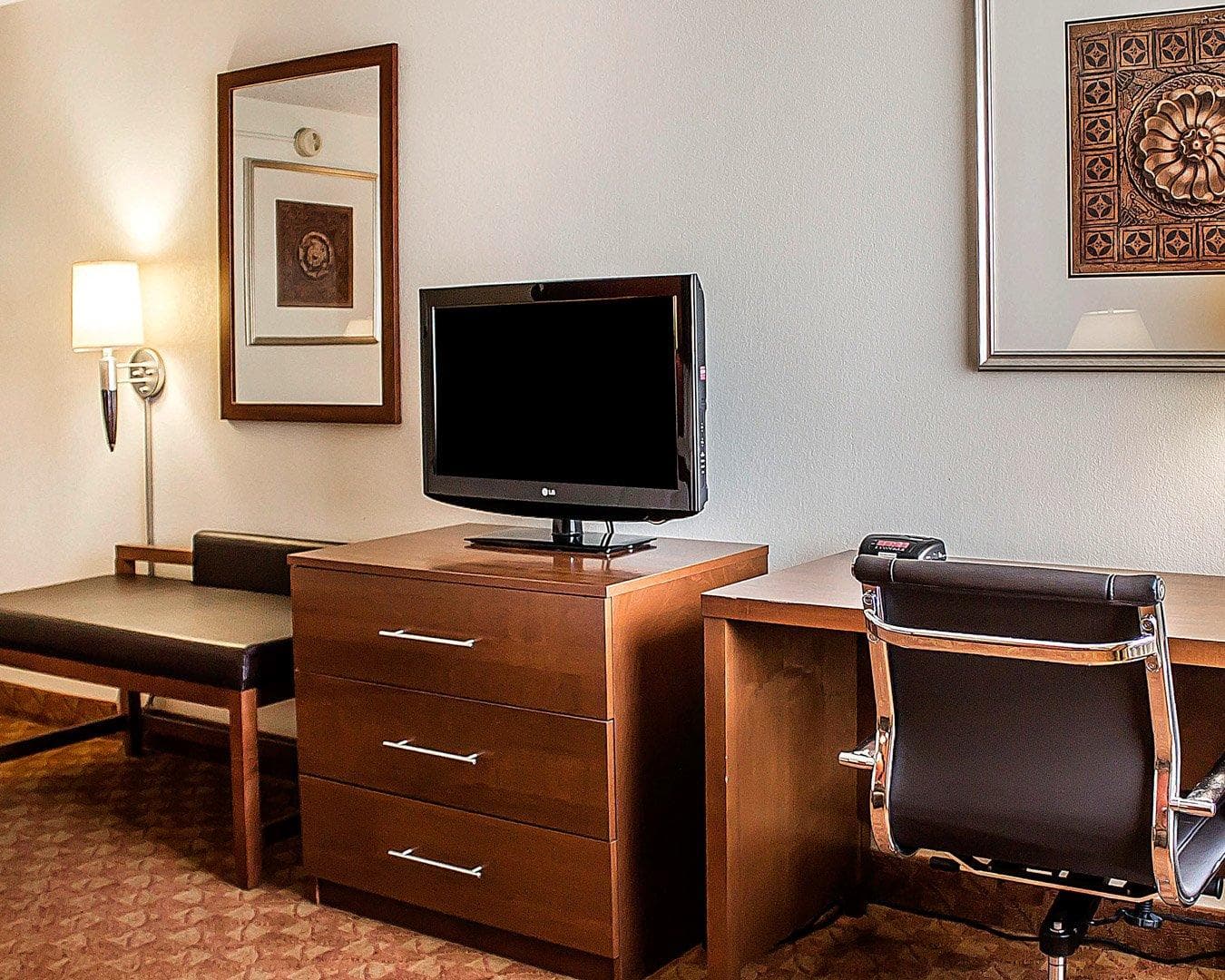 Quality Inn Lima Northeast — 12
