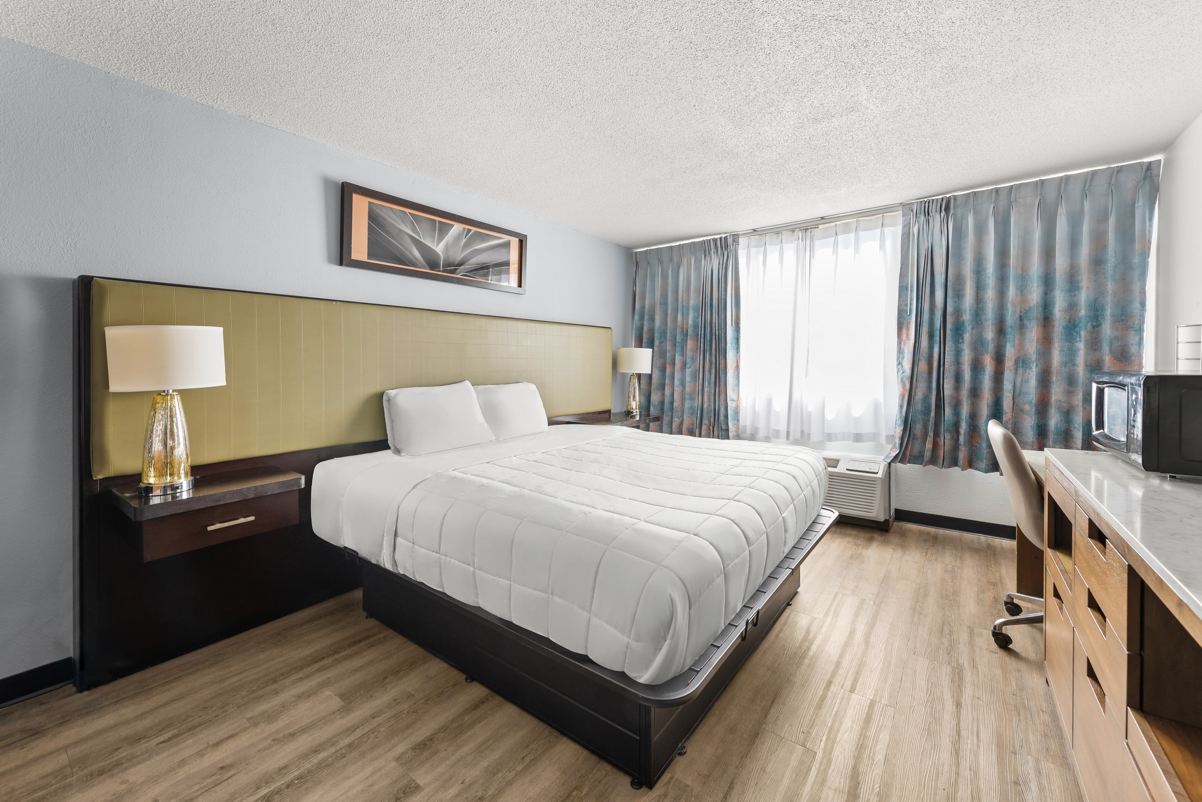 Suburban Studios Fairborn - Dayton — 17