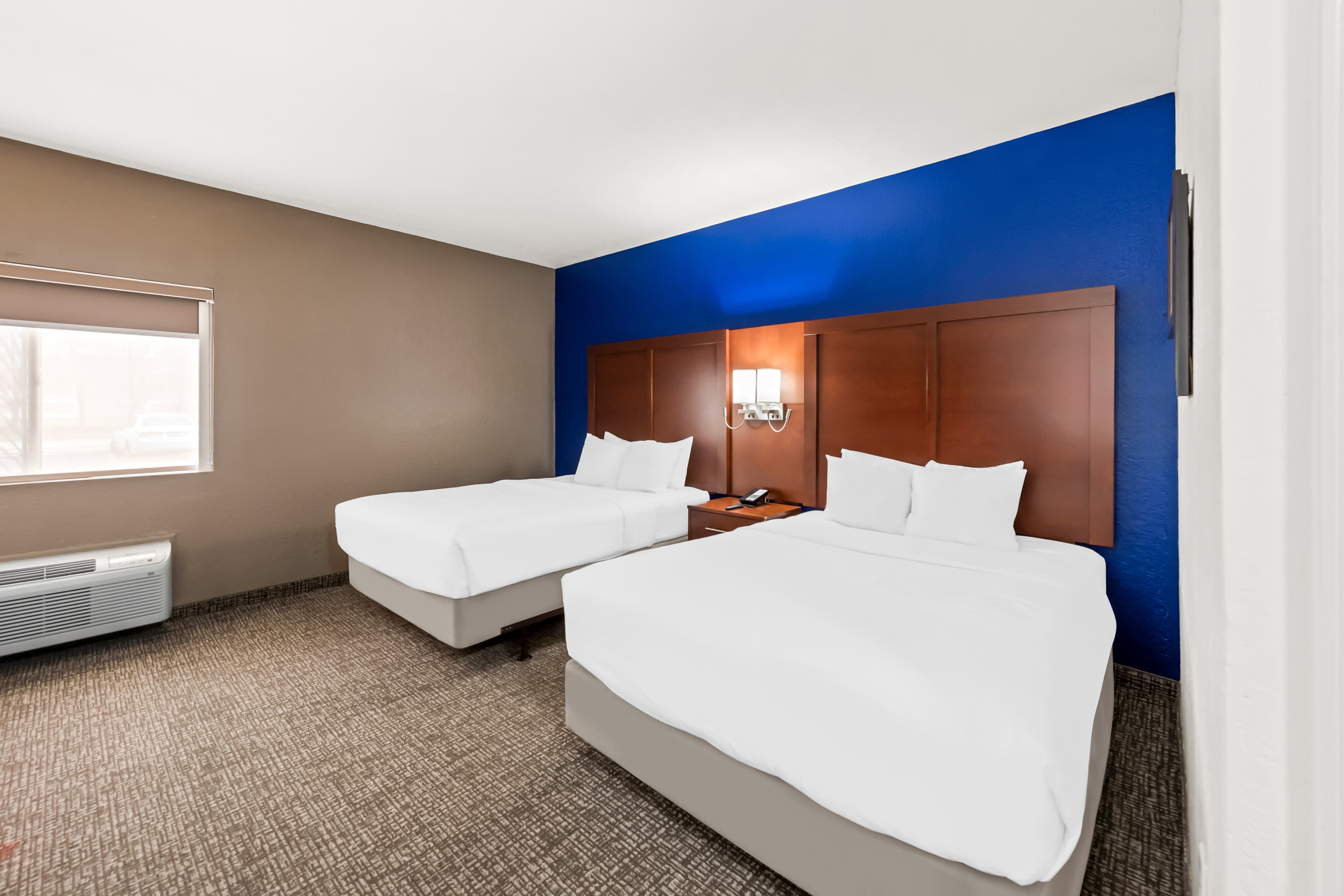 Comfort Inn & Suites Fairborn near Wright Patterson AFB - Image 4