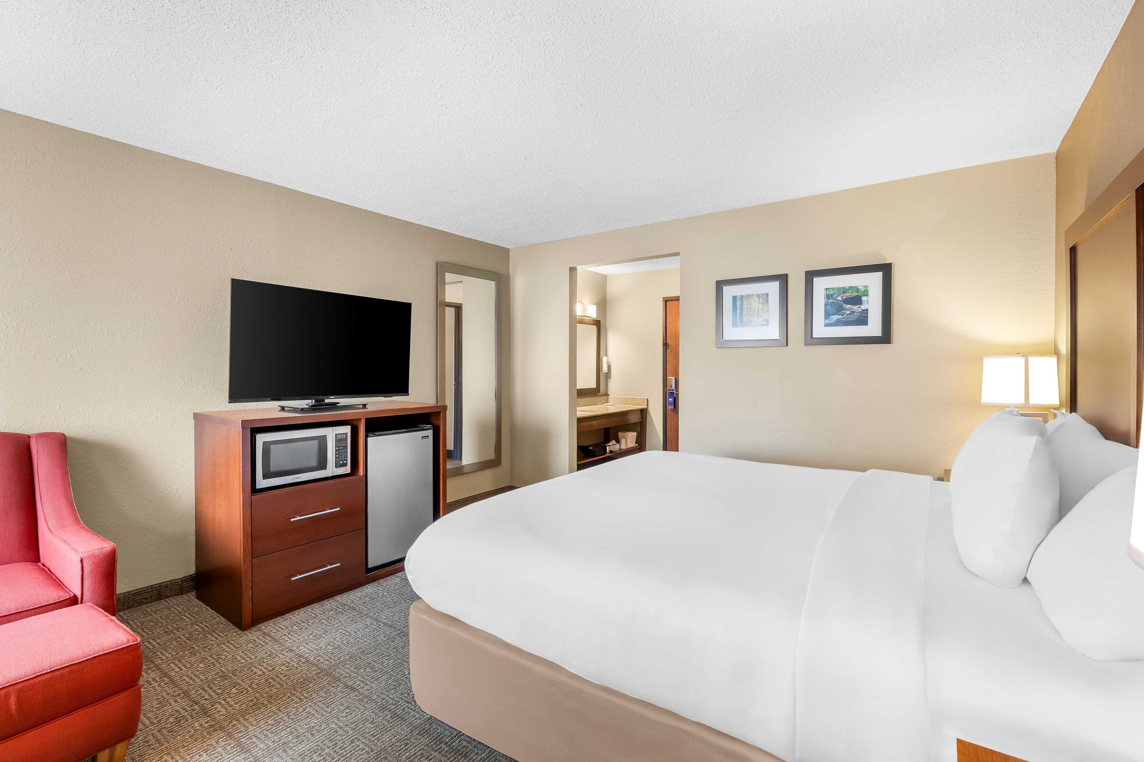 Comfort Inn Mayfield Heights Cleveland East — 11