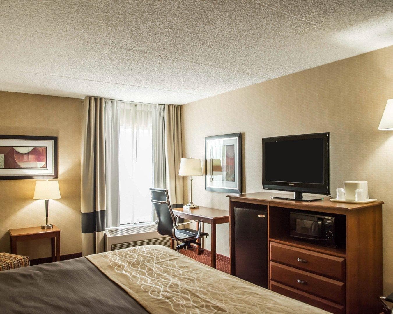 Quality Inn Springboro West - Image 3