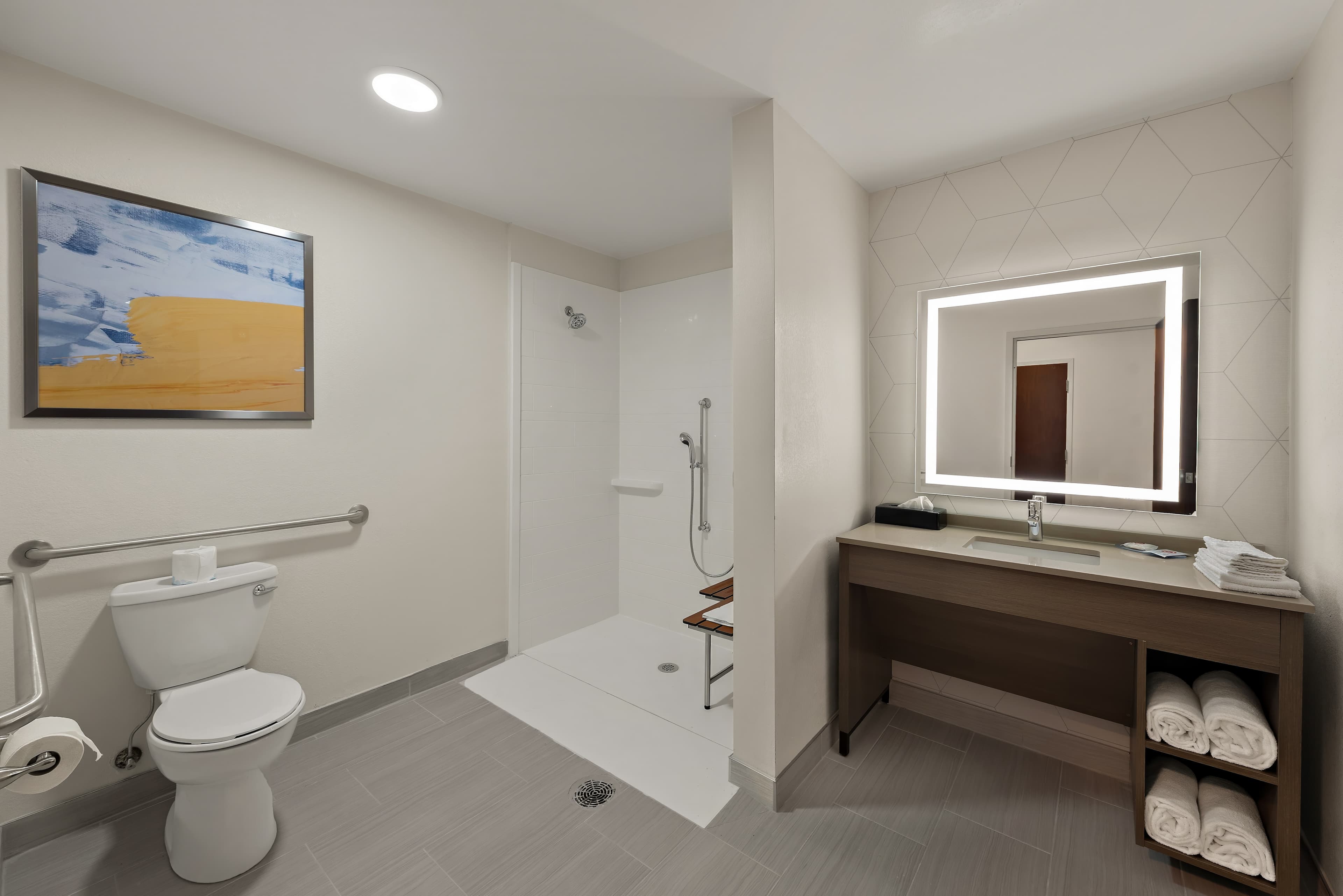 Comfort Suites Columbus East Broad — 9