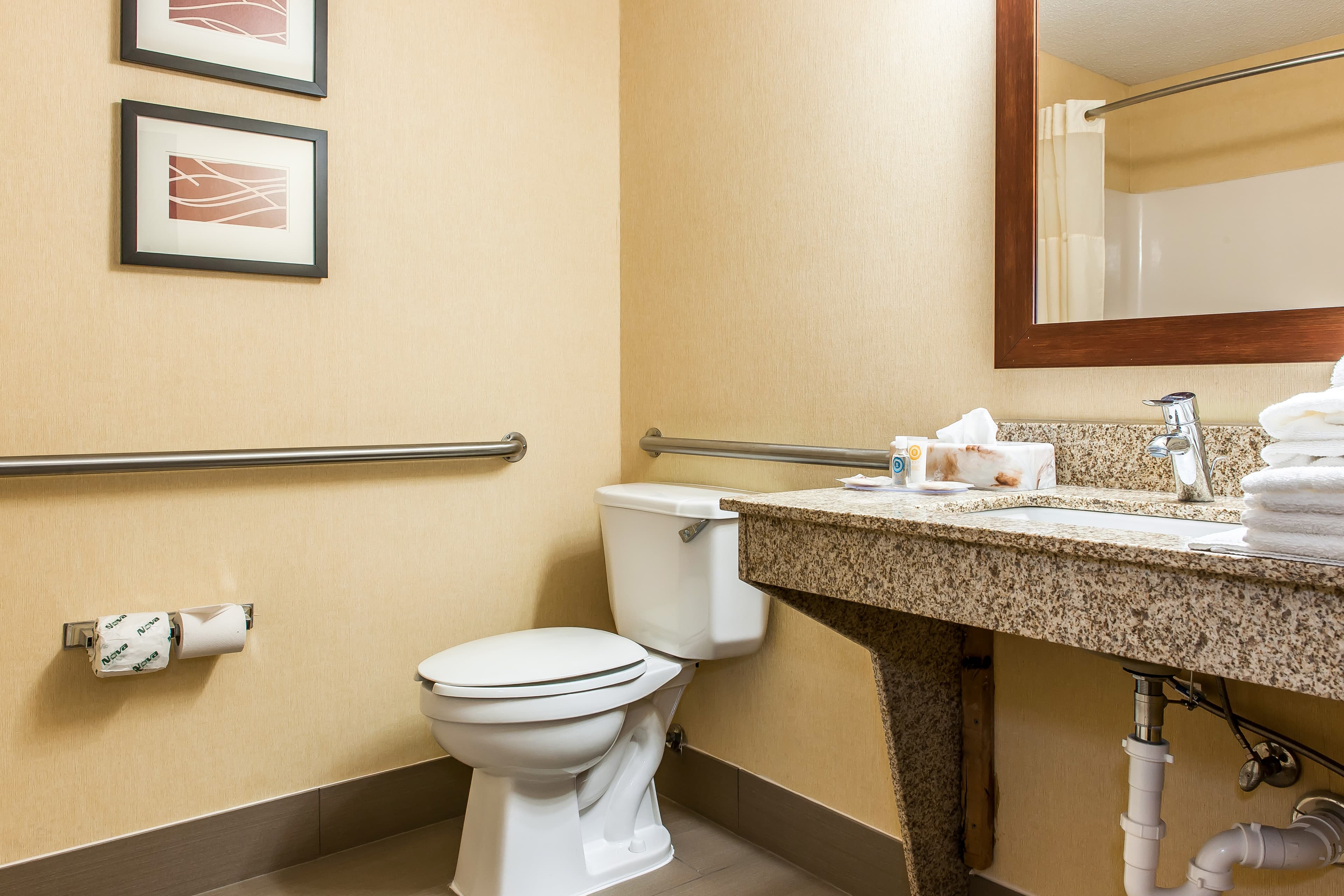 Comfort Inn Pickerington - Columbus East - Image 5