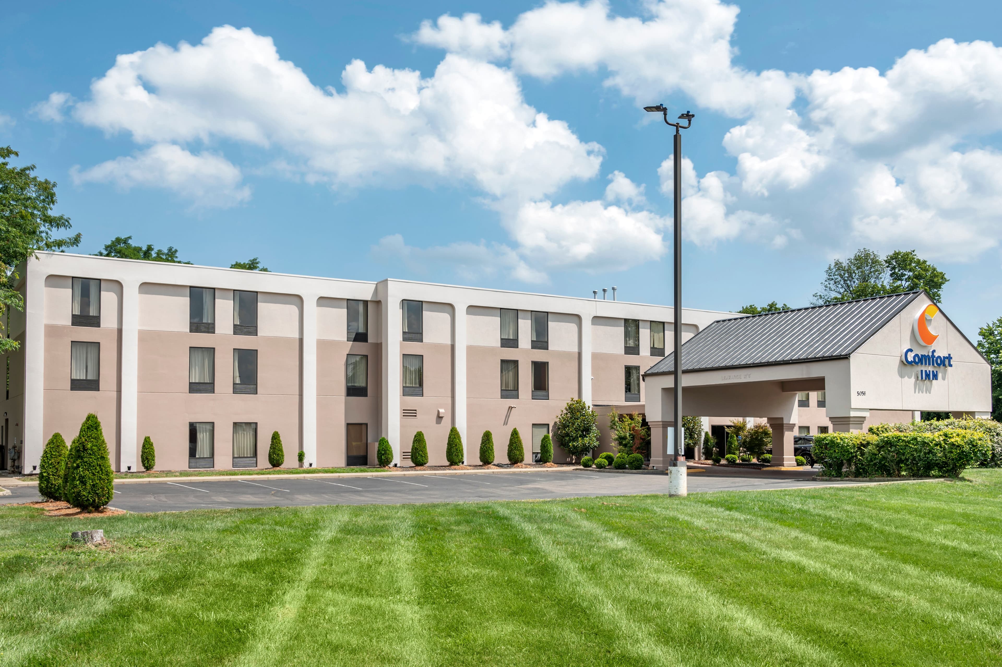Comfort Inn Oxford - University Area - Image 1