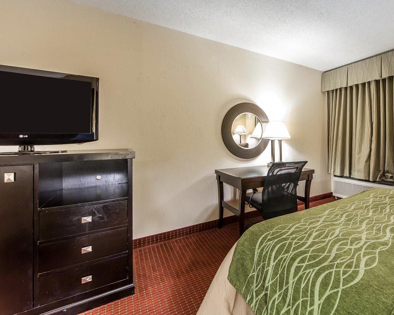 Quality Inn & Suites Portsmouth - Image 5
