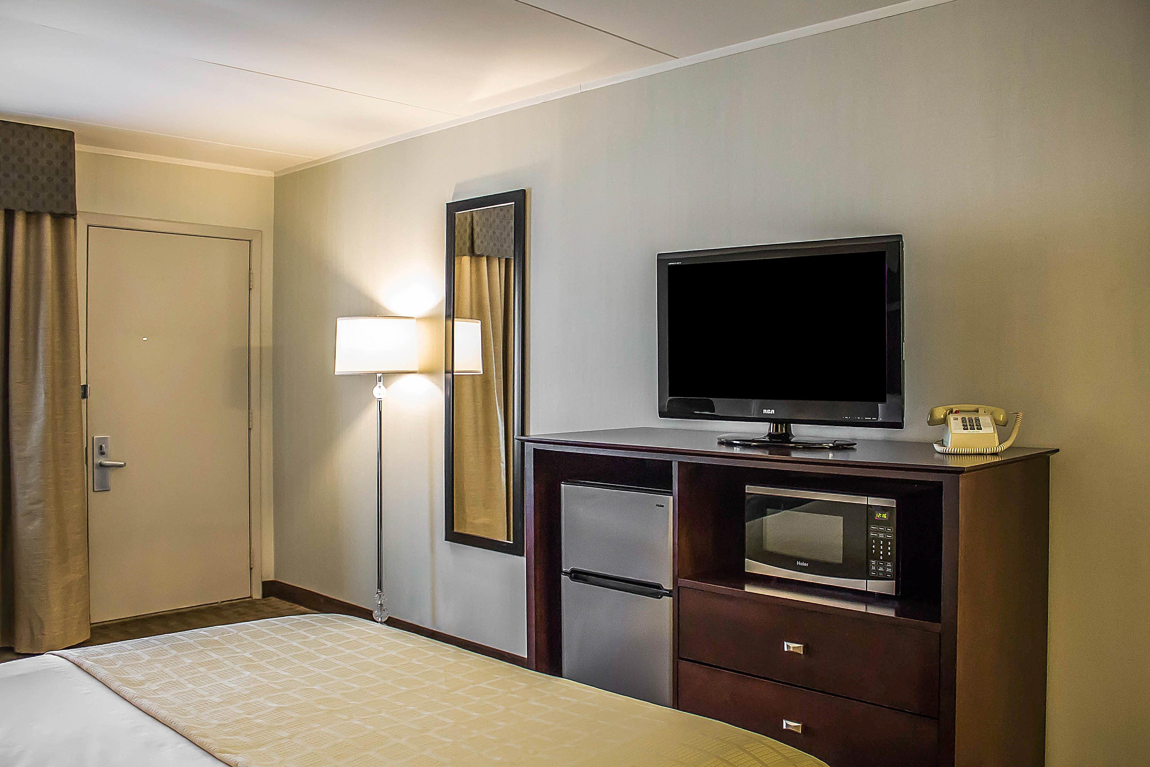Quality Inn Cambridge - Image 3
