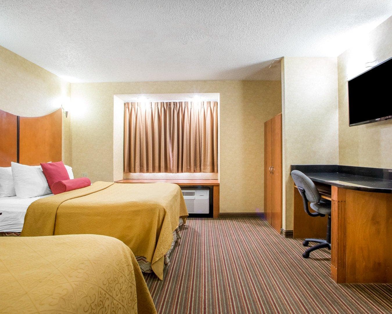 Quality Inn & Suites North/Polaris - Image 5