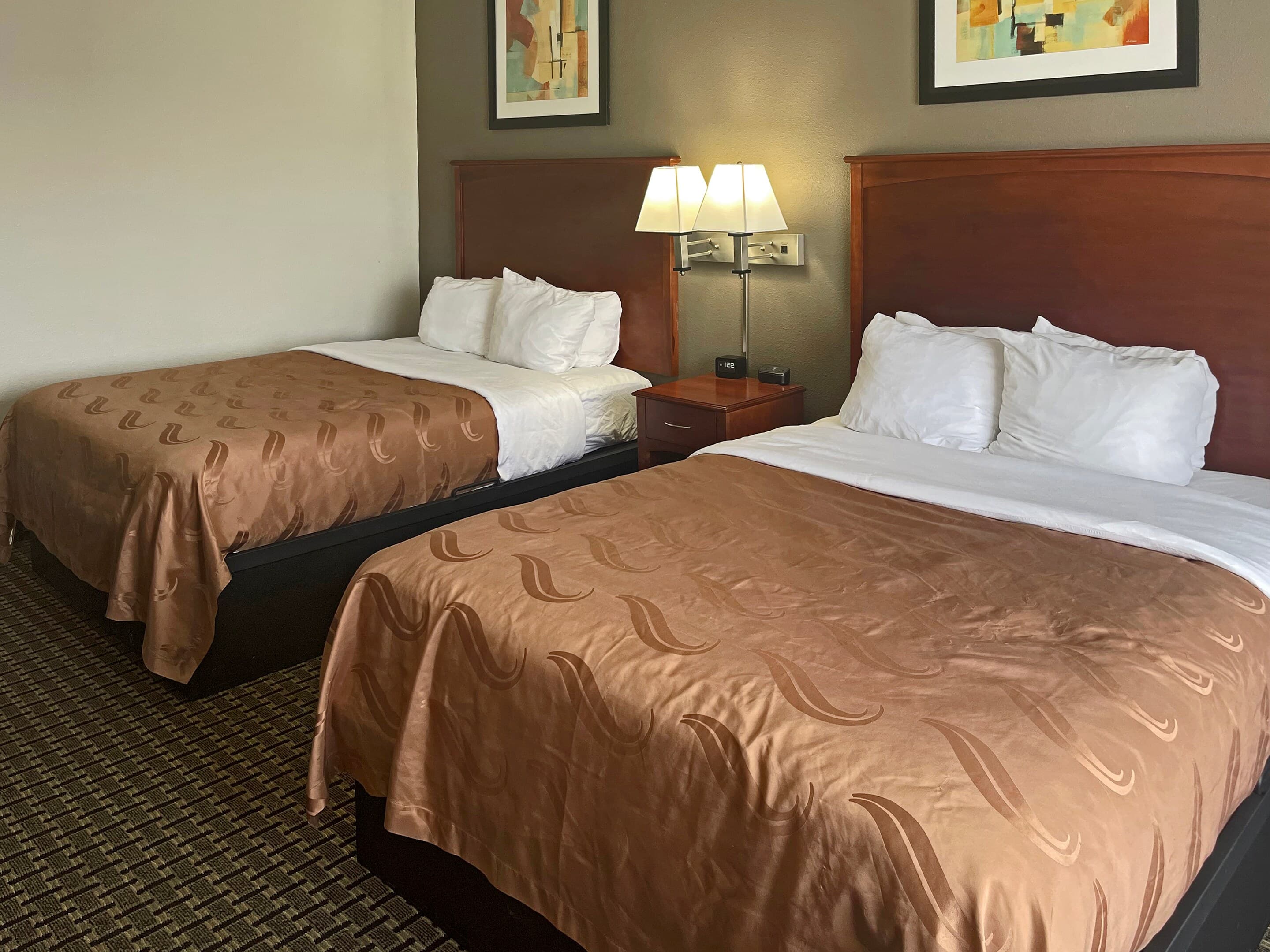 Quality Inn & Suites Cincinnati Sharonville — 15