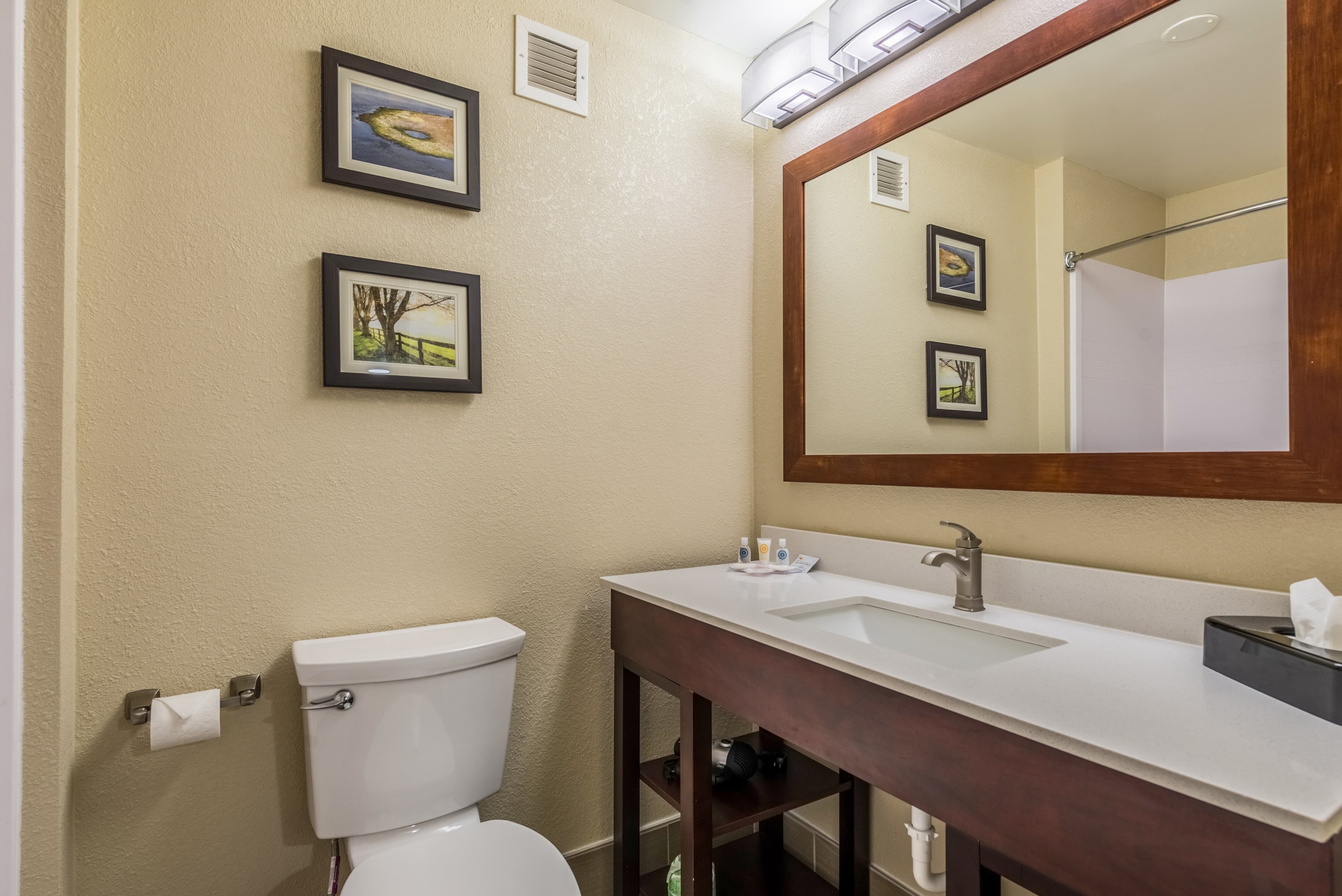 Comfort Inn & Suites Dayton North — 24
