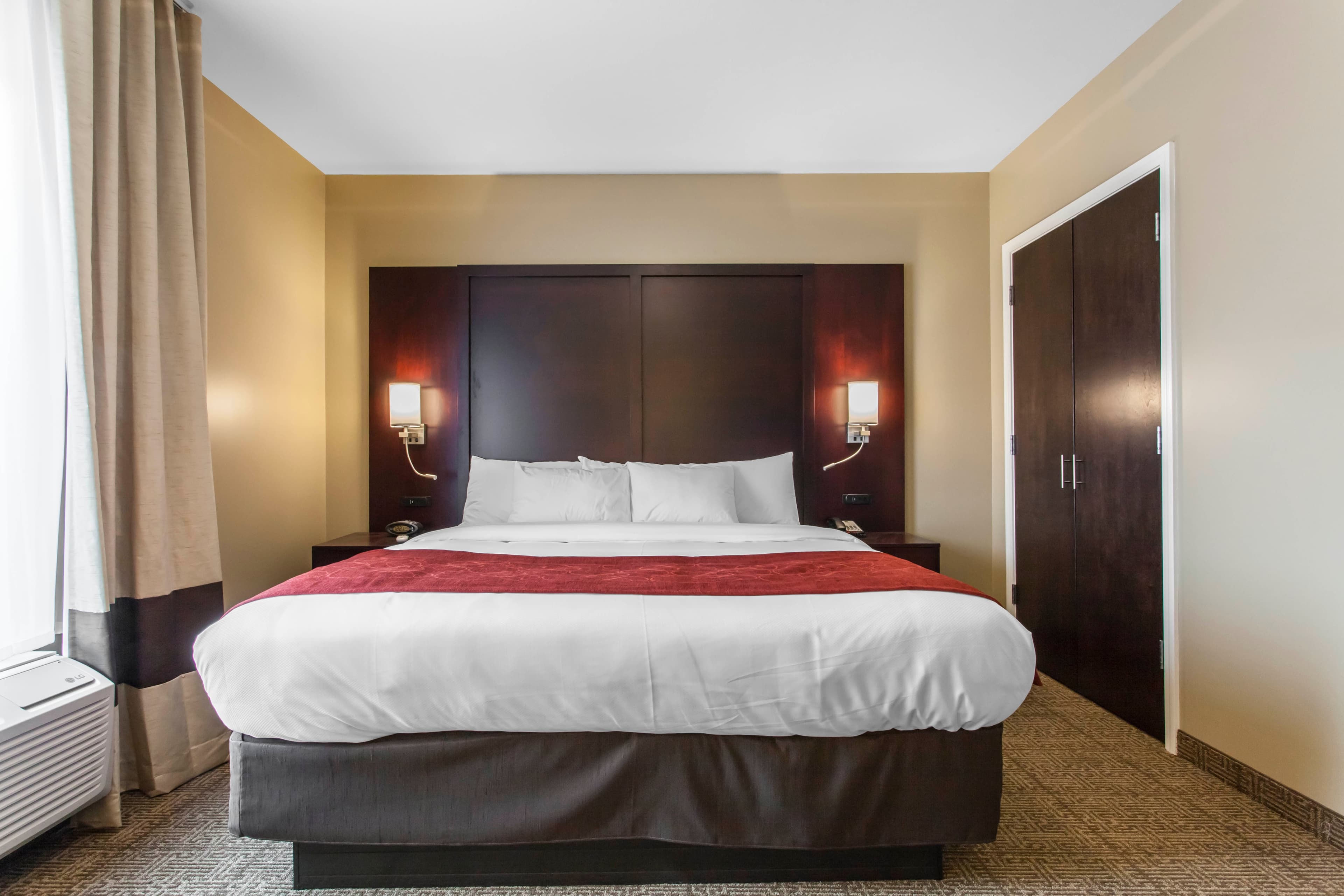 Comfort Suites Youngstown North — 30
