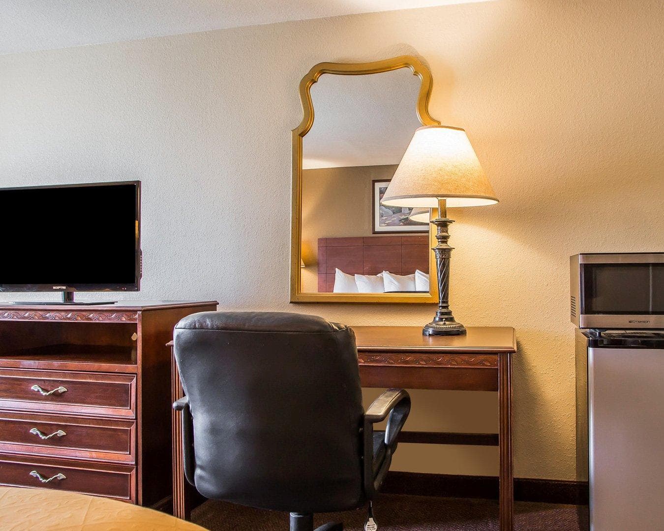 Quality Inn & Suites Middletown - Franklin - Image 4