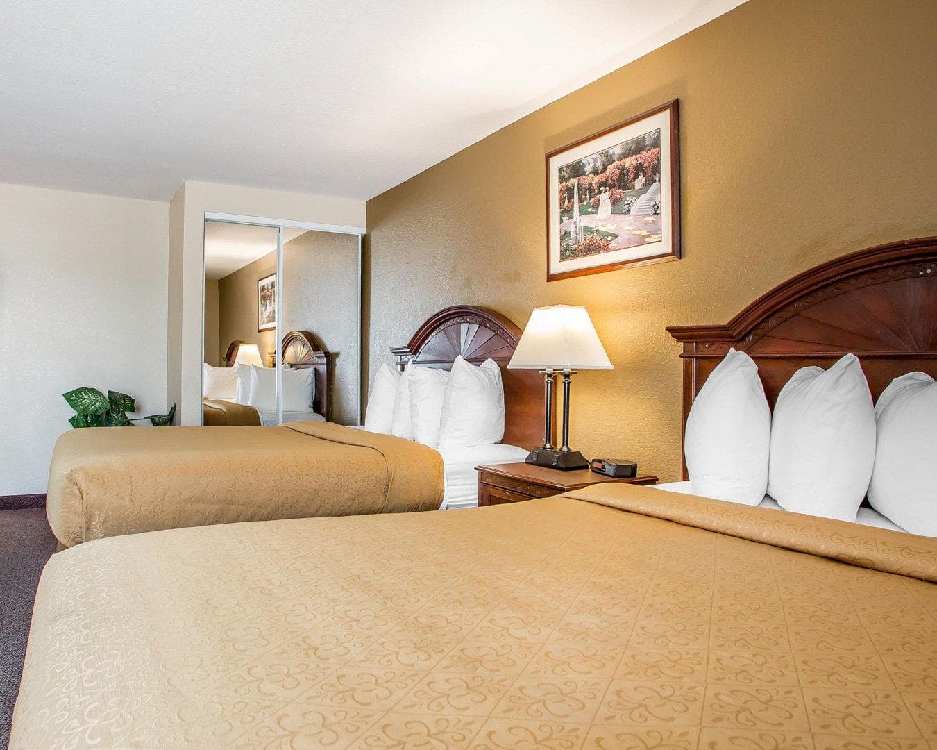 Quality Inn & Suites Middletown - Franklin — 6