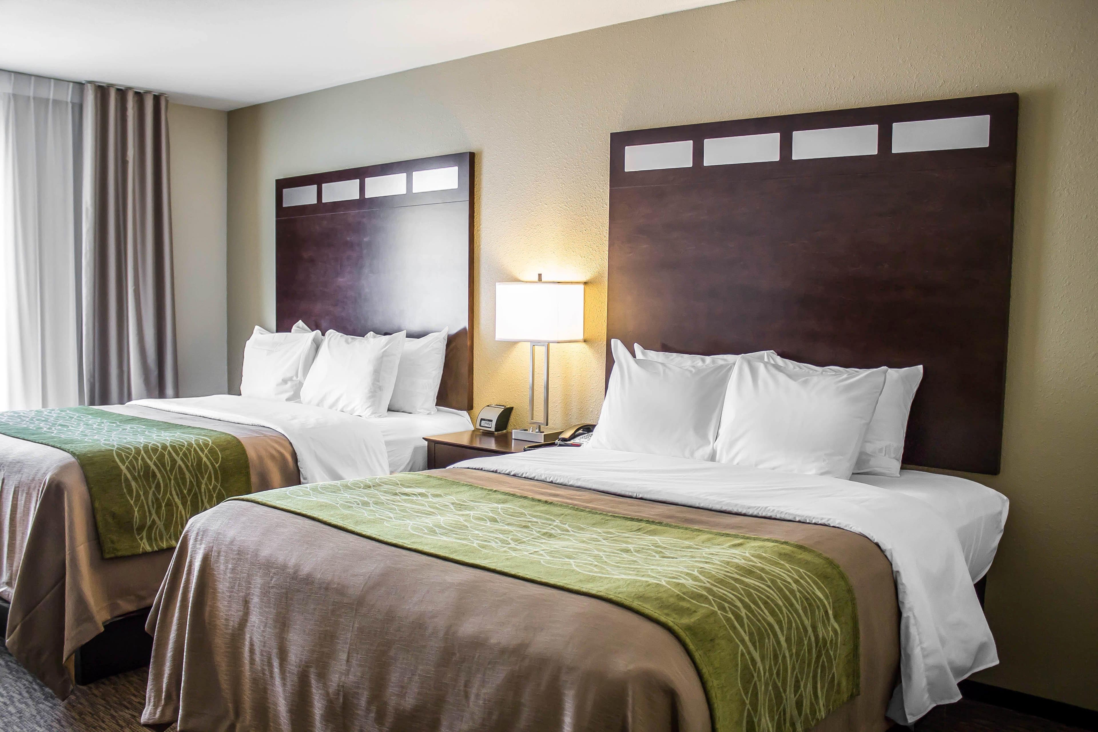 Comfort Inn St. Clairsville — 7