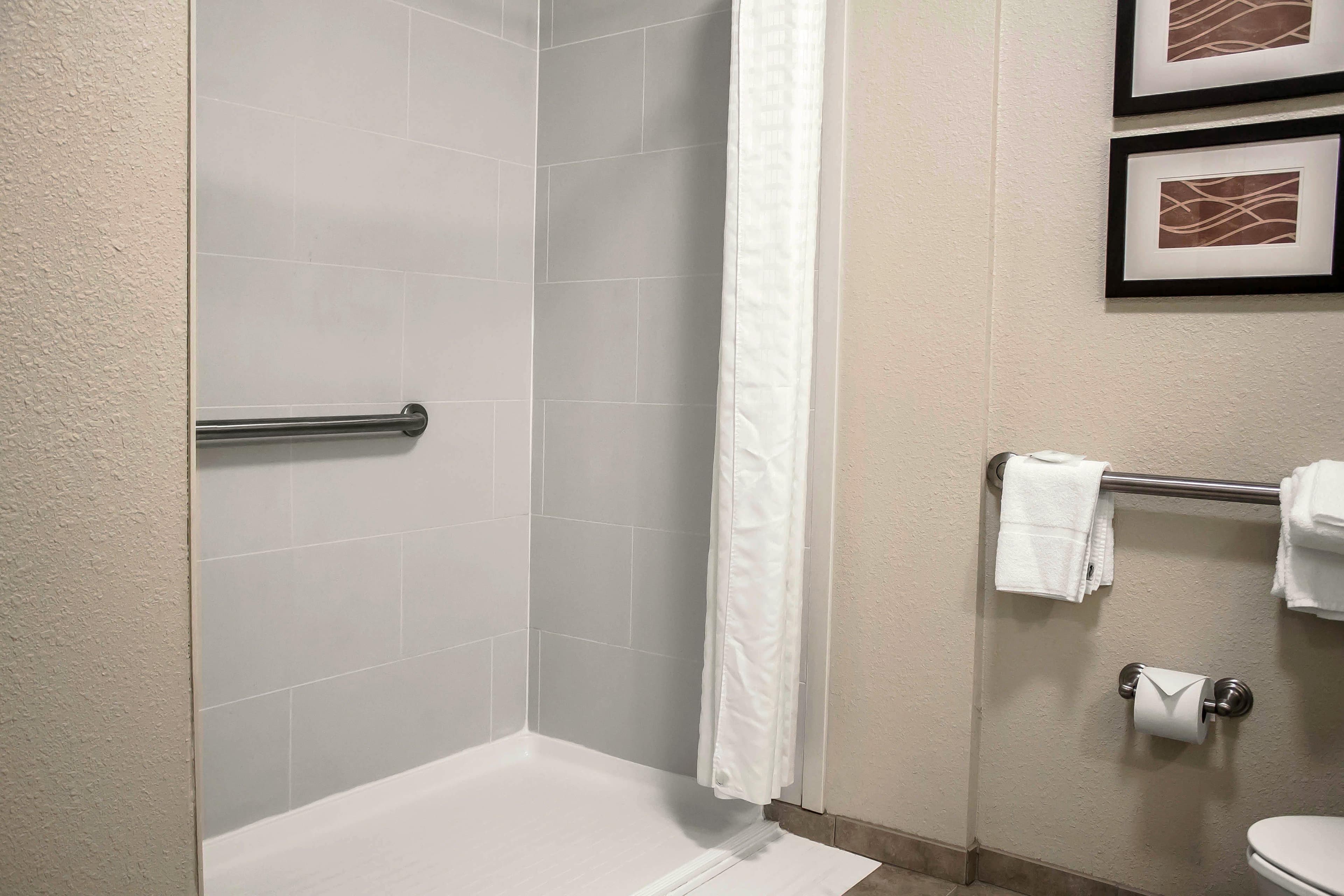 Comfort Inn St. Clairsville — 13