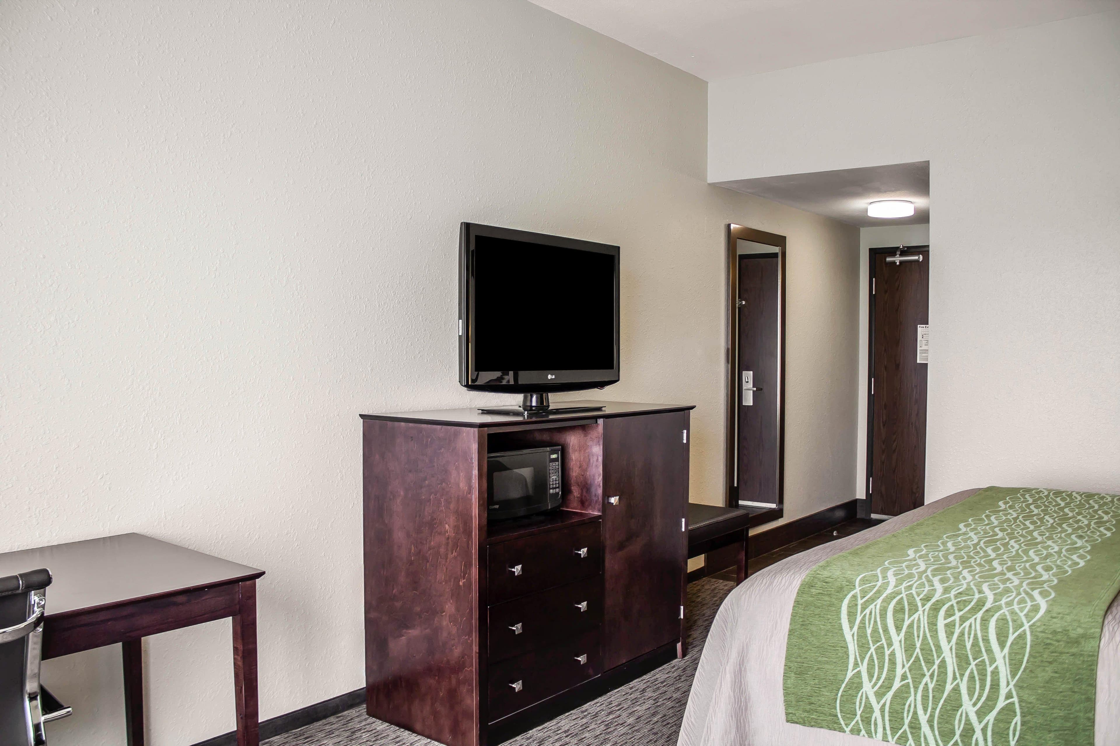 Comfort Inn St. Clairsville — 15