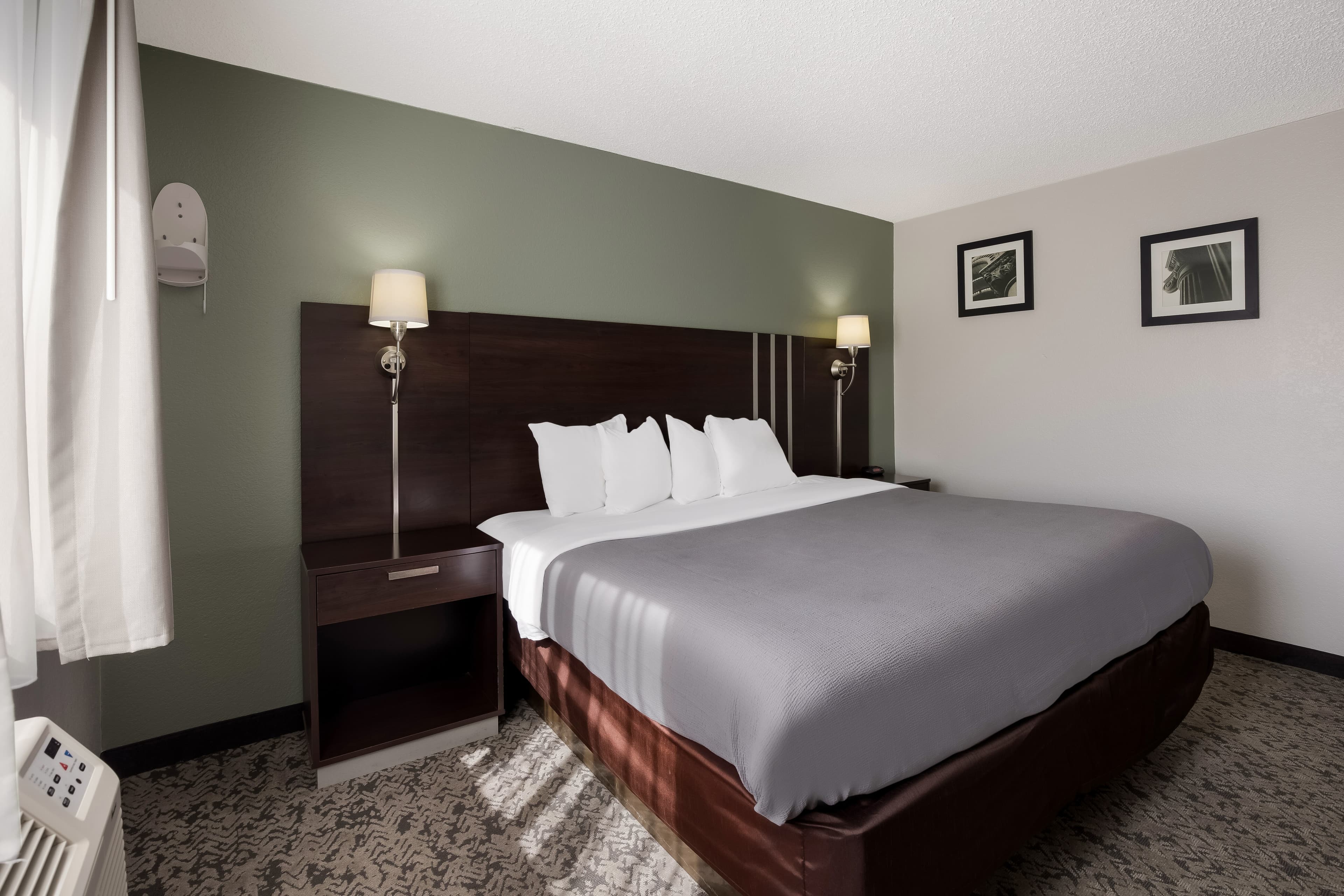 Quality Inn Hall of Fame — 7