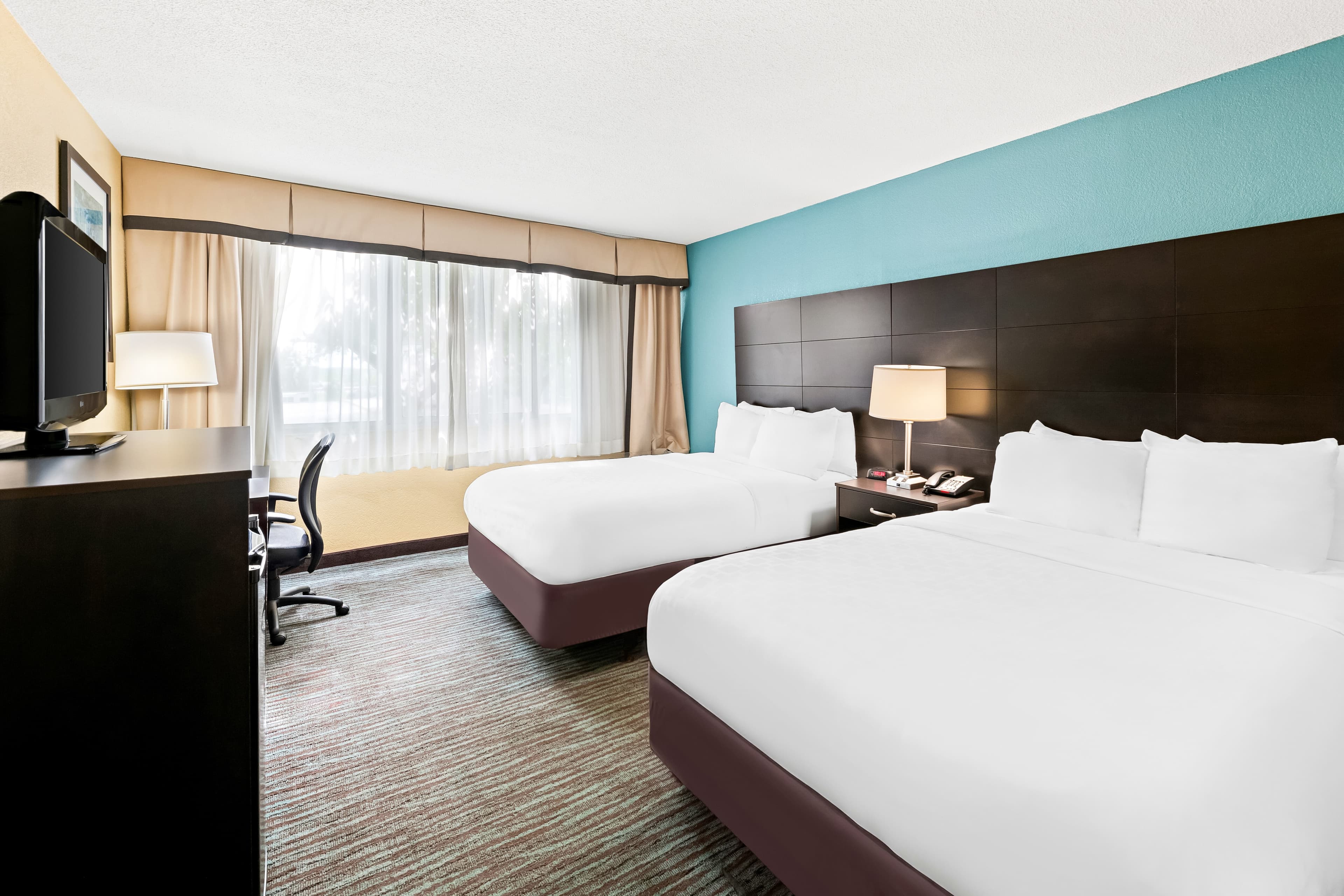 Quality Inn Dayton Airport - Image 2