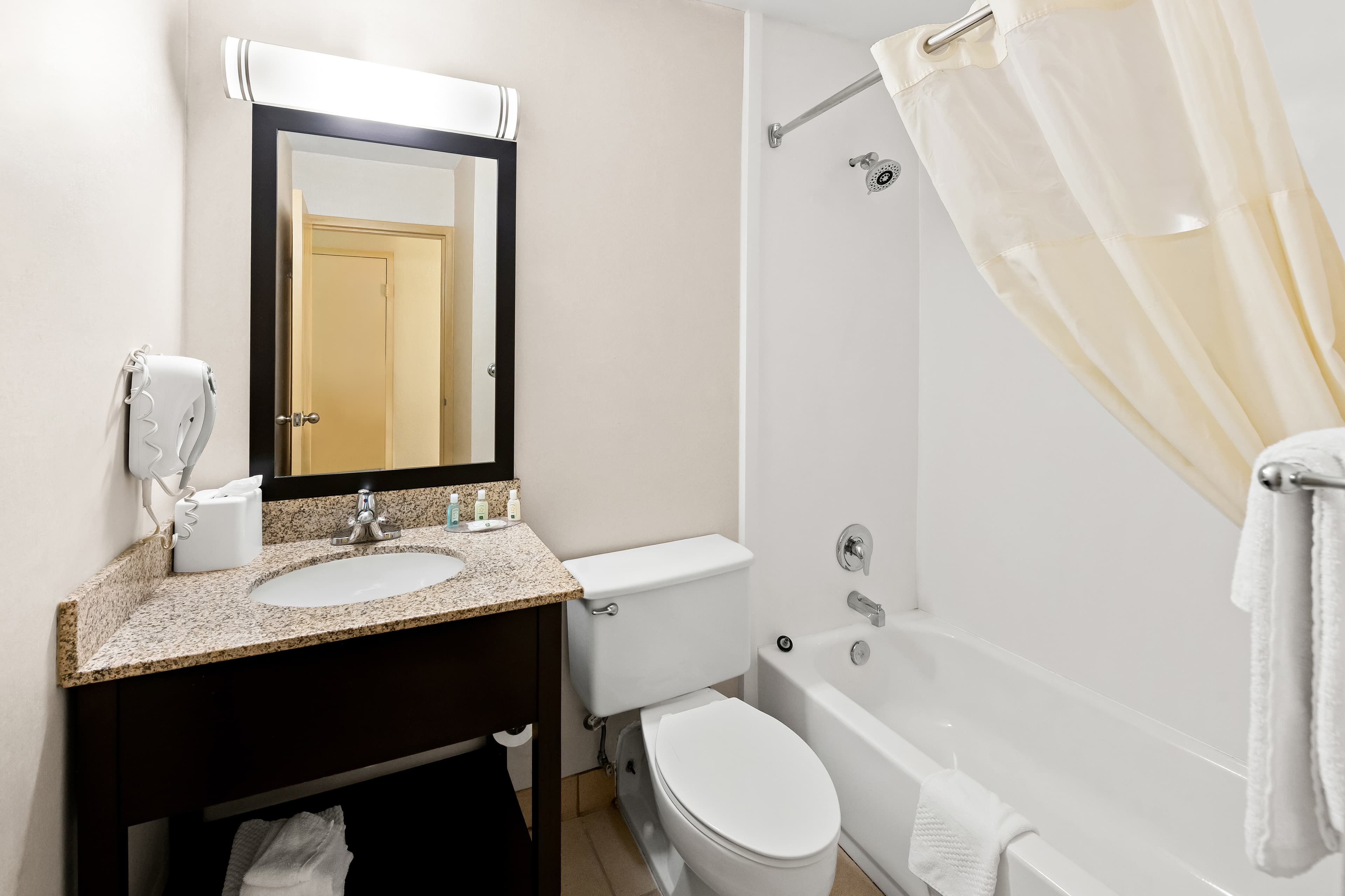 Quality Inn Dayton Airport — 15