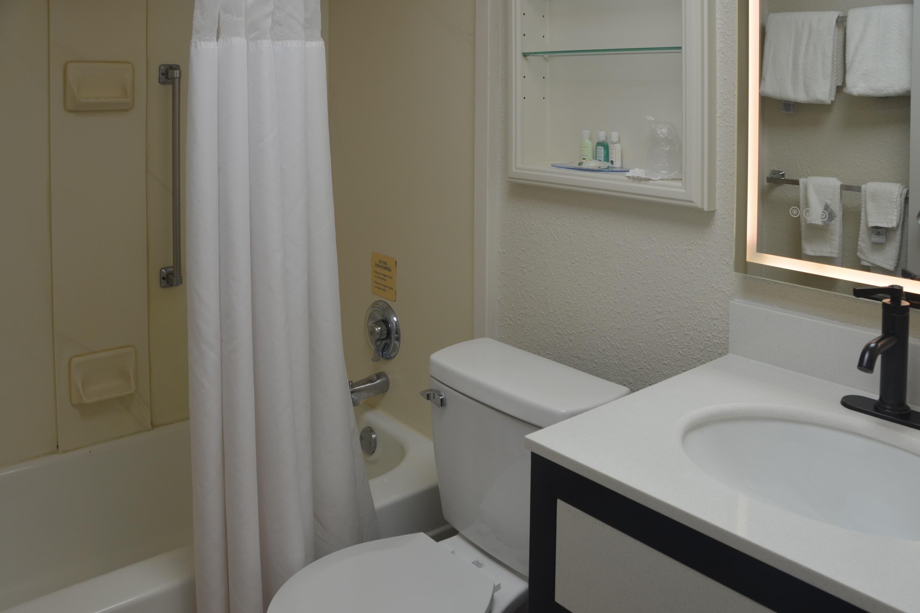 Quality Inn Perrysburg - Toledo South — 14