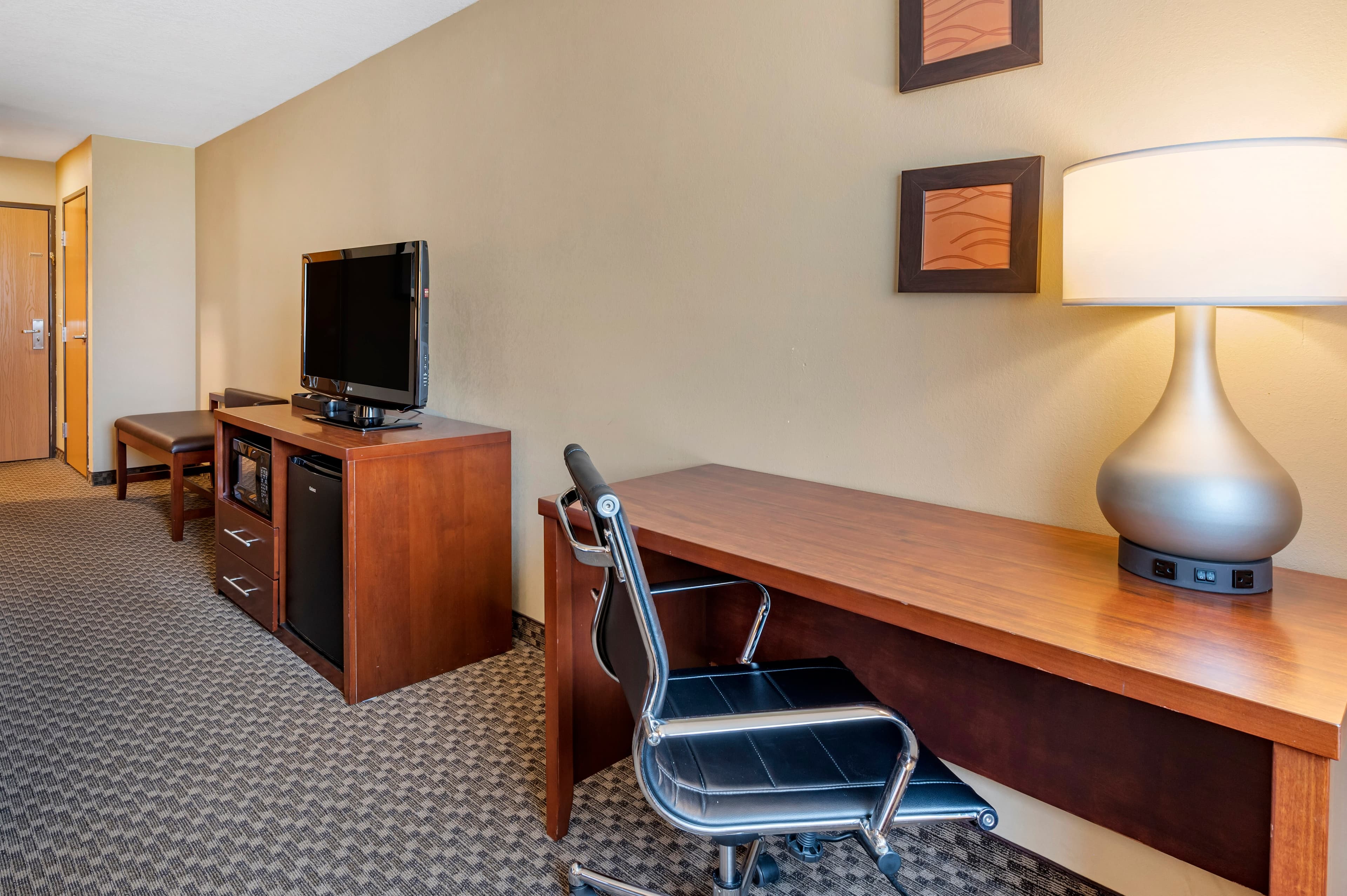 Comfort Inn & Suites Napoleon — 12