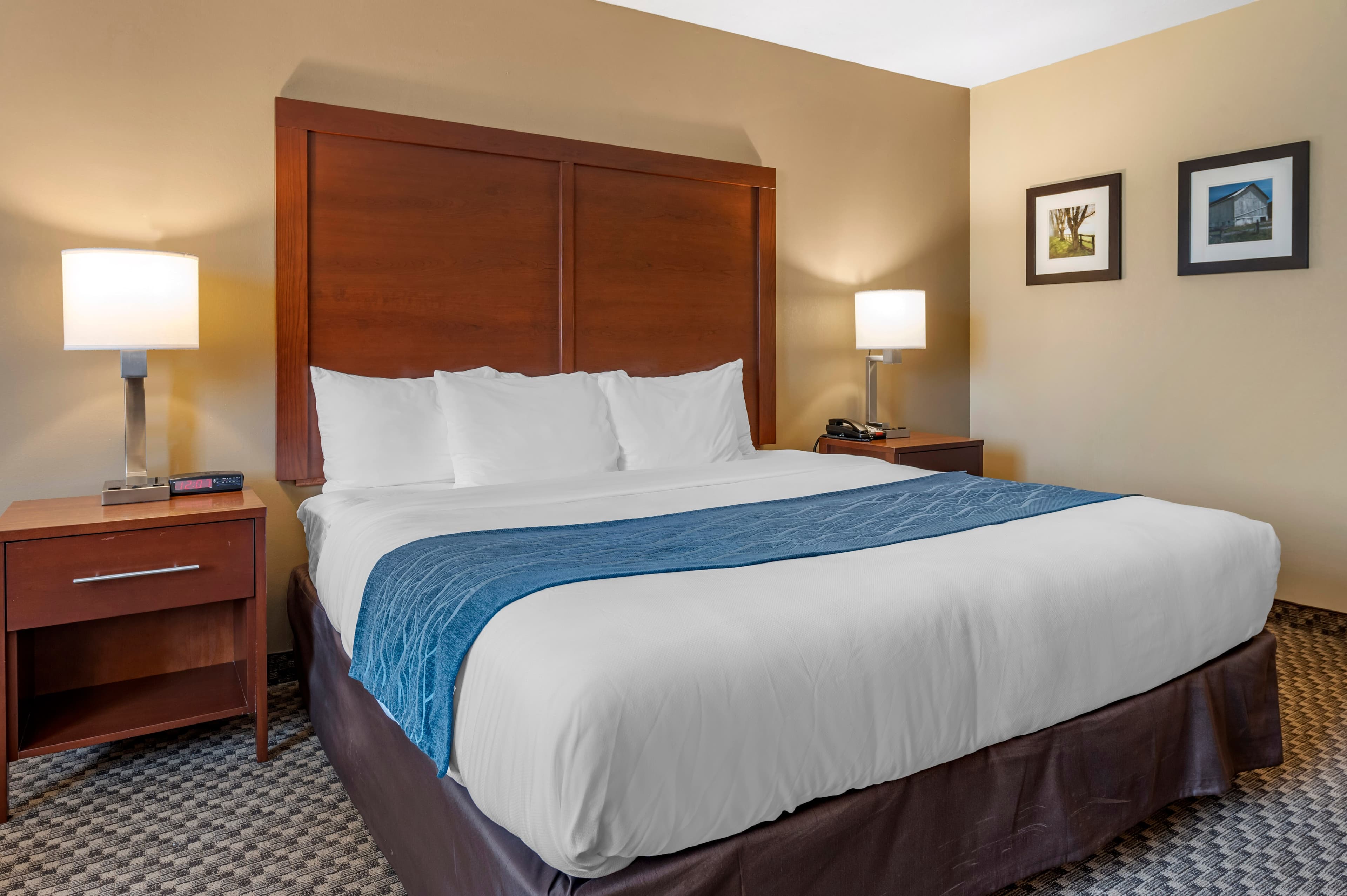 Comfort Inn & Suites Napoleon — 13