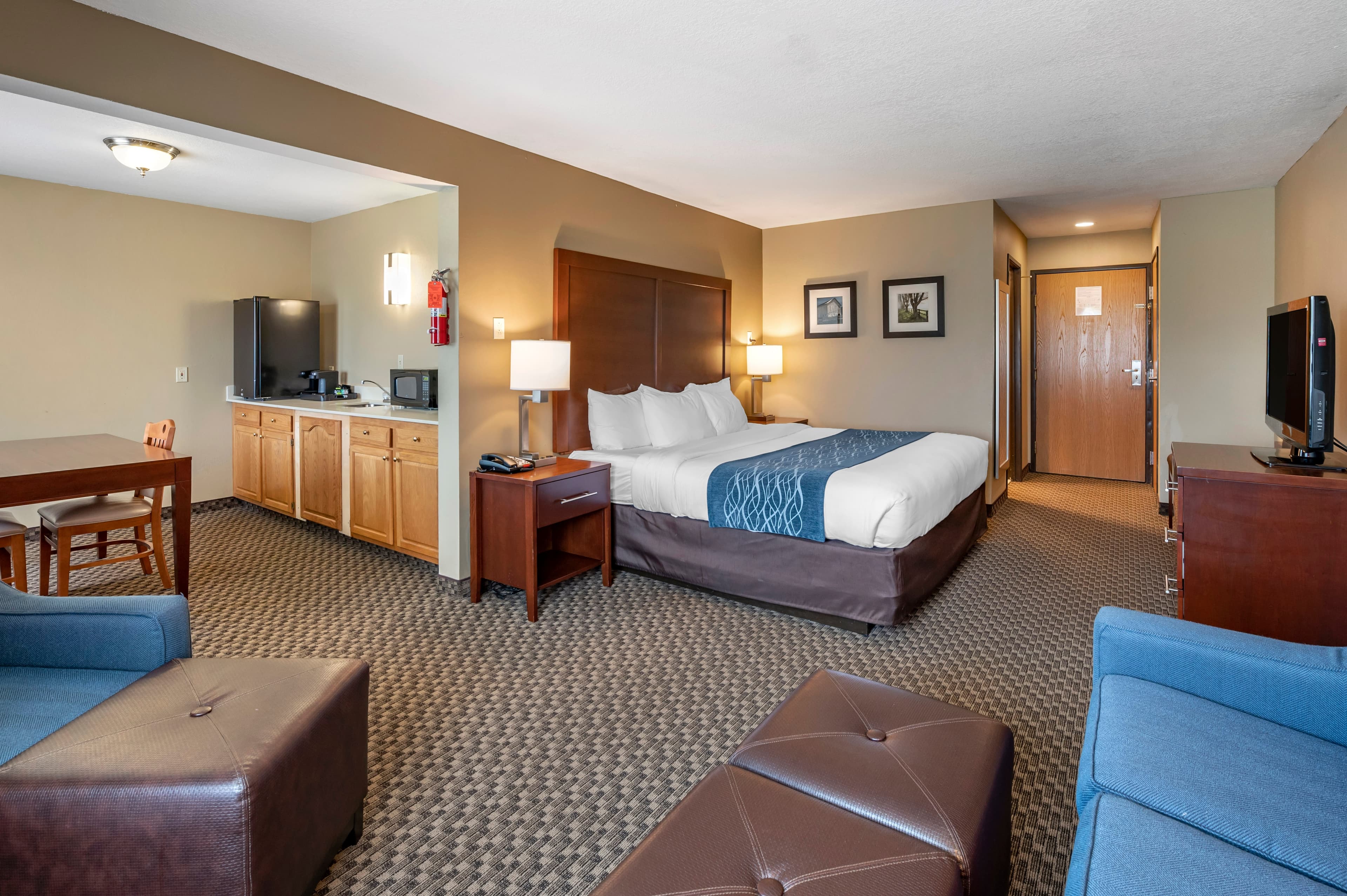 Comfort Inn & Suites Napoleon — 26