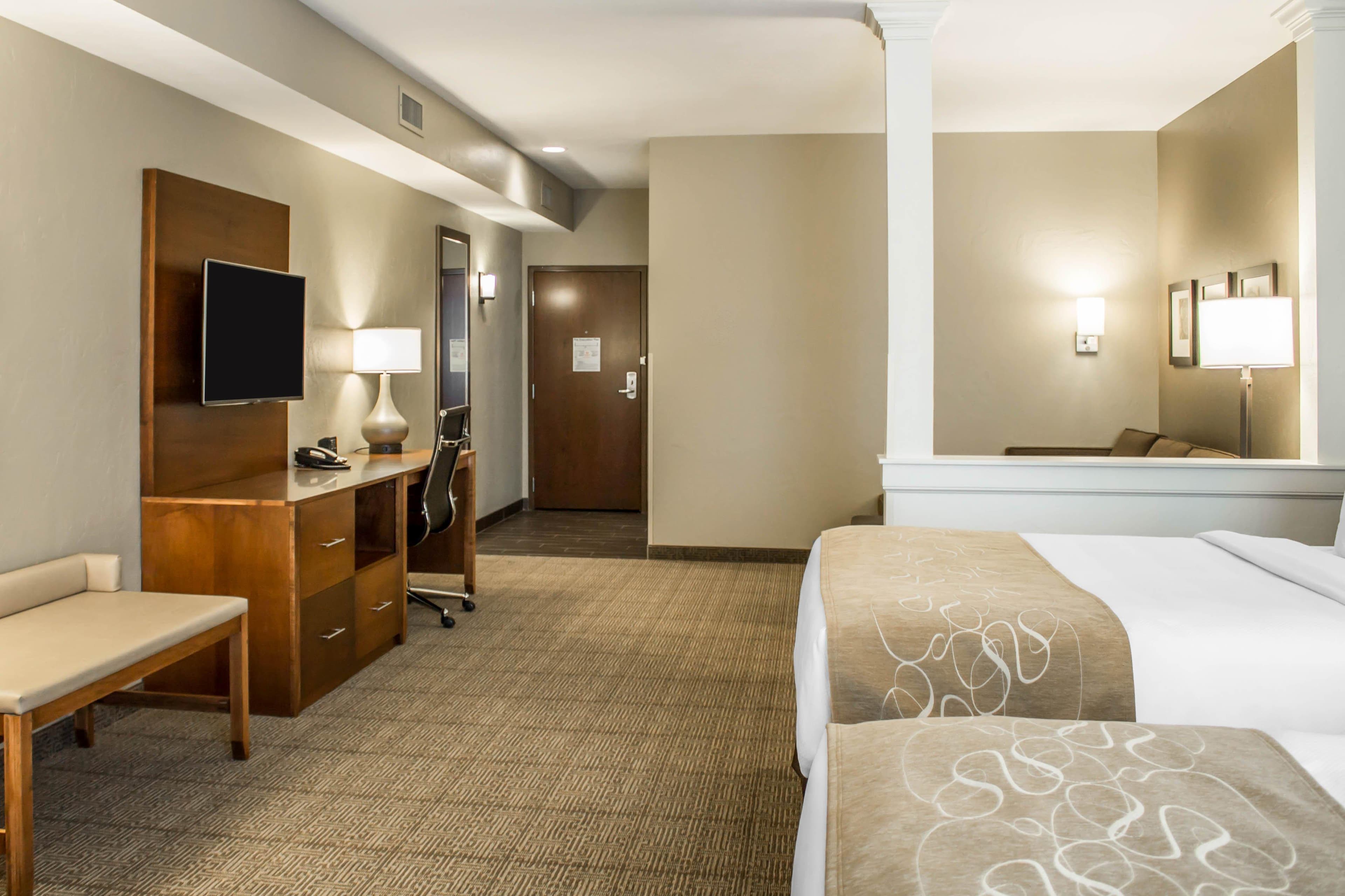 Comfort Suites Hartville-North Canton — 6
