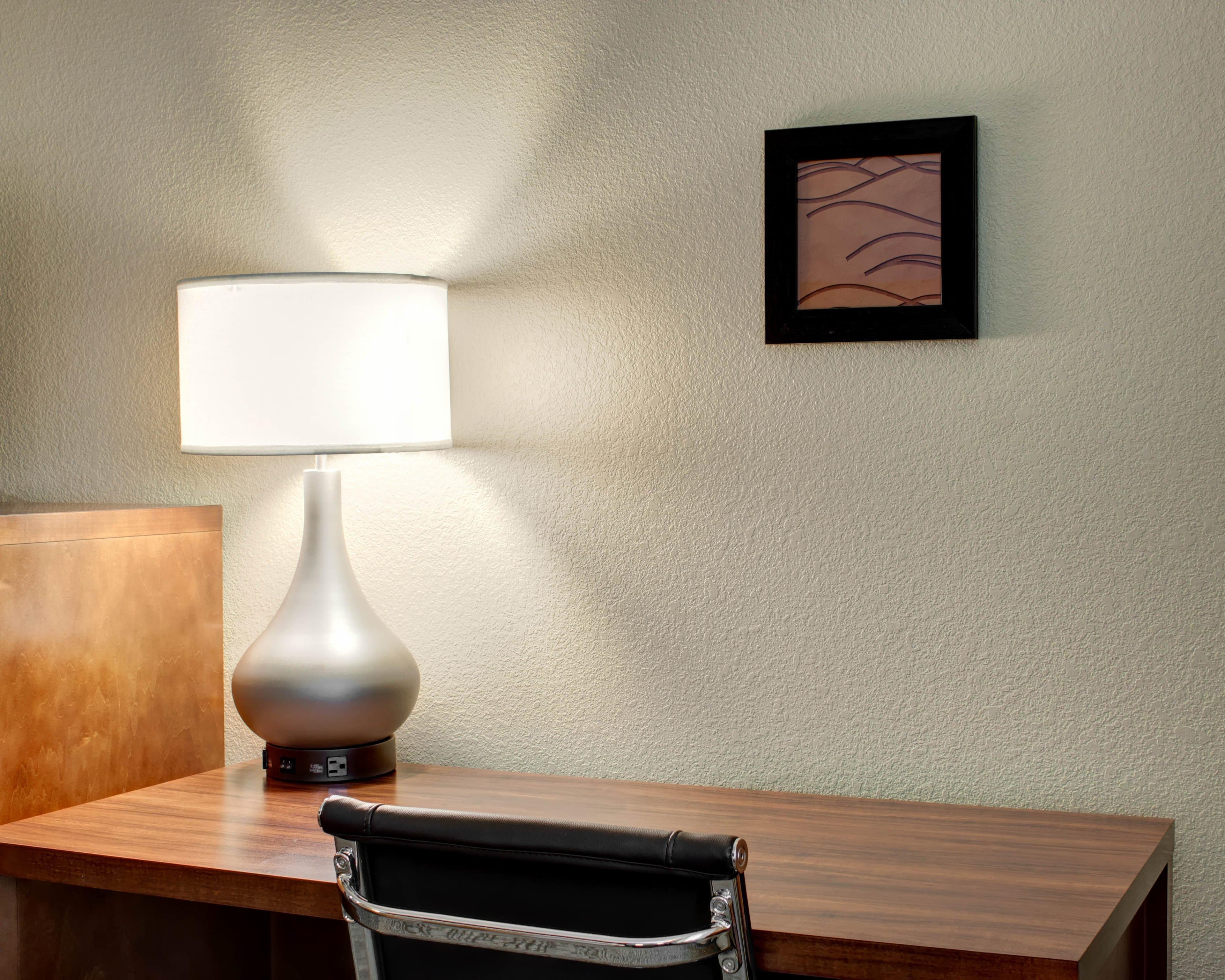 Comfort Inn & Suites Caldwell - Image 3