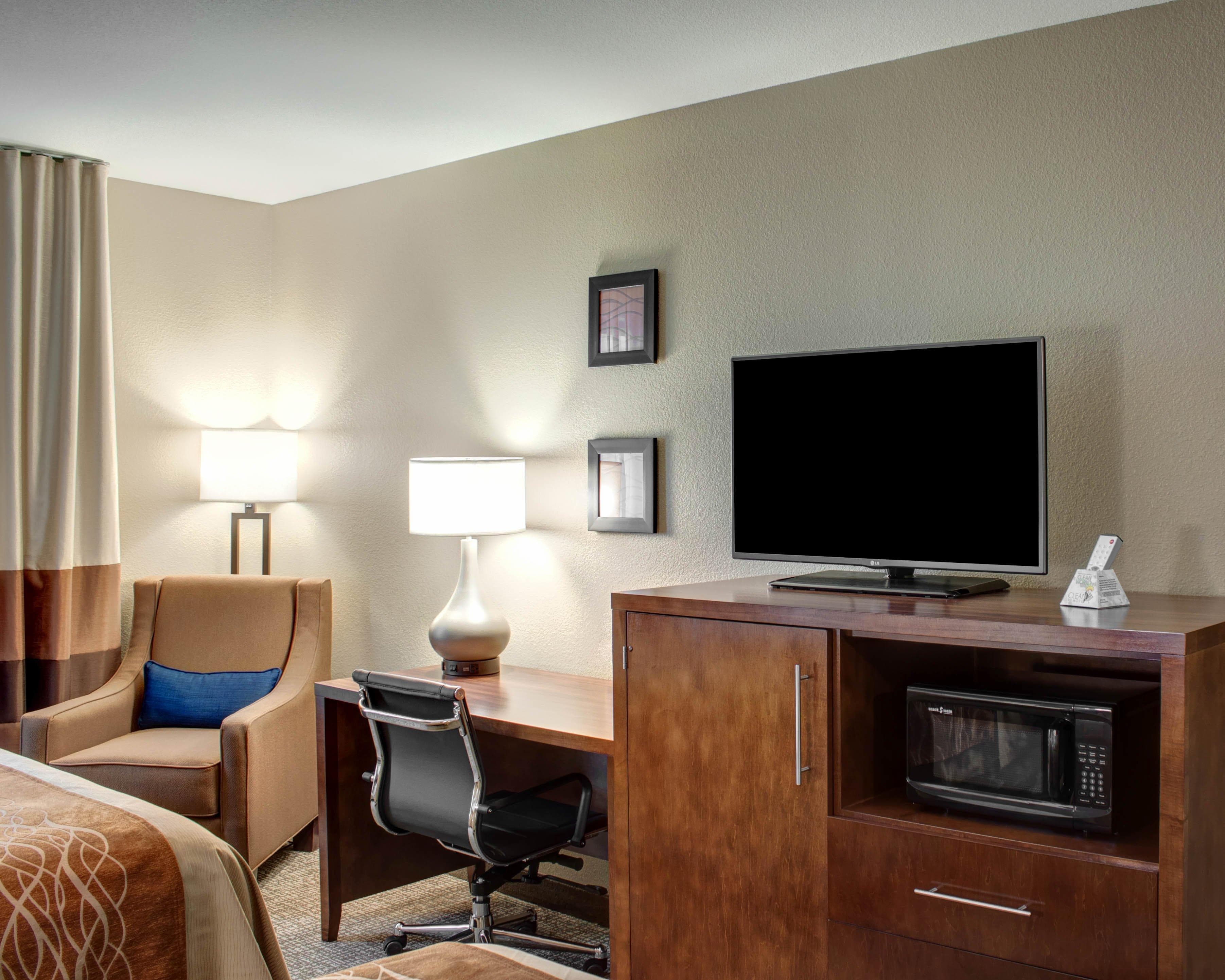 Comfort Inn & Suites Caldwell - Image 5