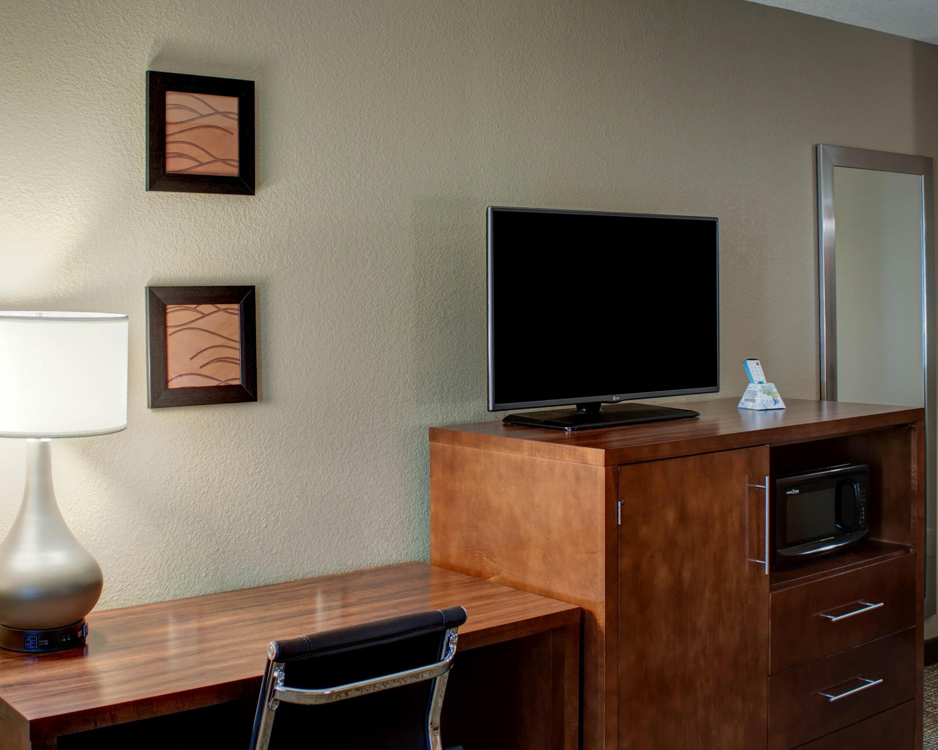 Comfort Inn & Suites Caldwell — 8