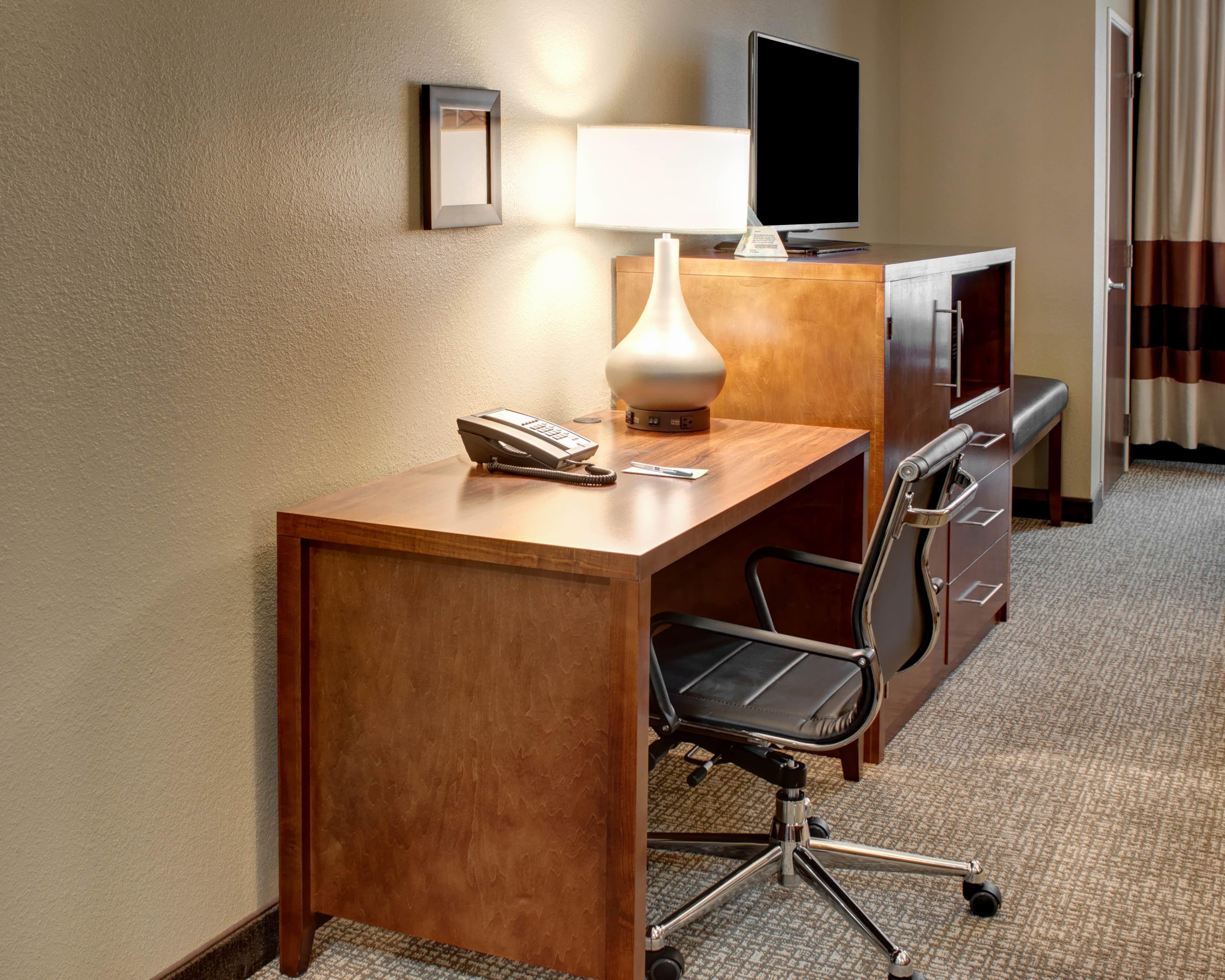 Comfort Inn & Suites Caldwell — 20