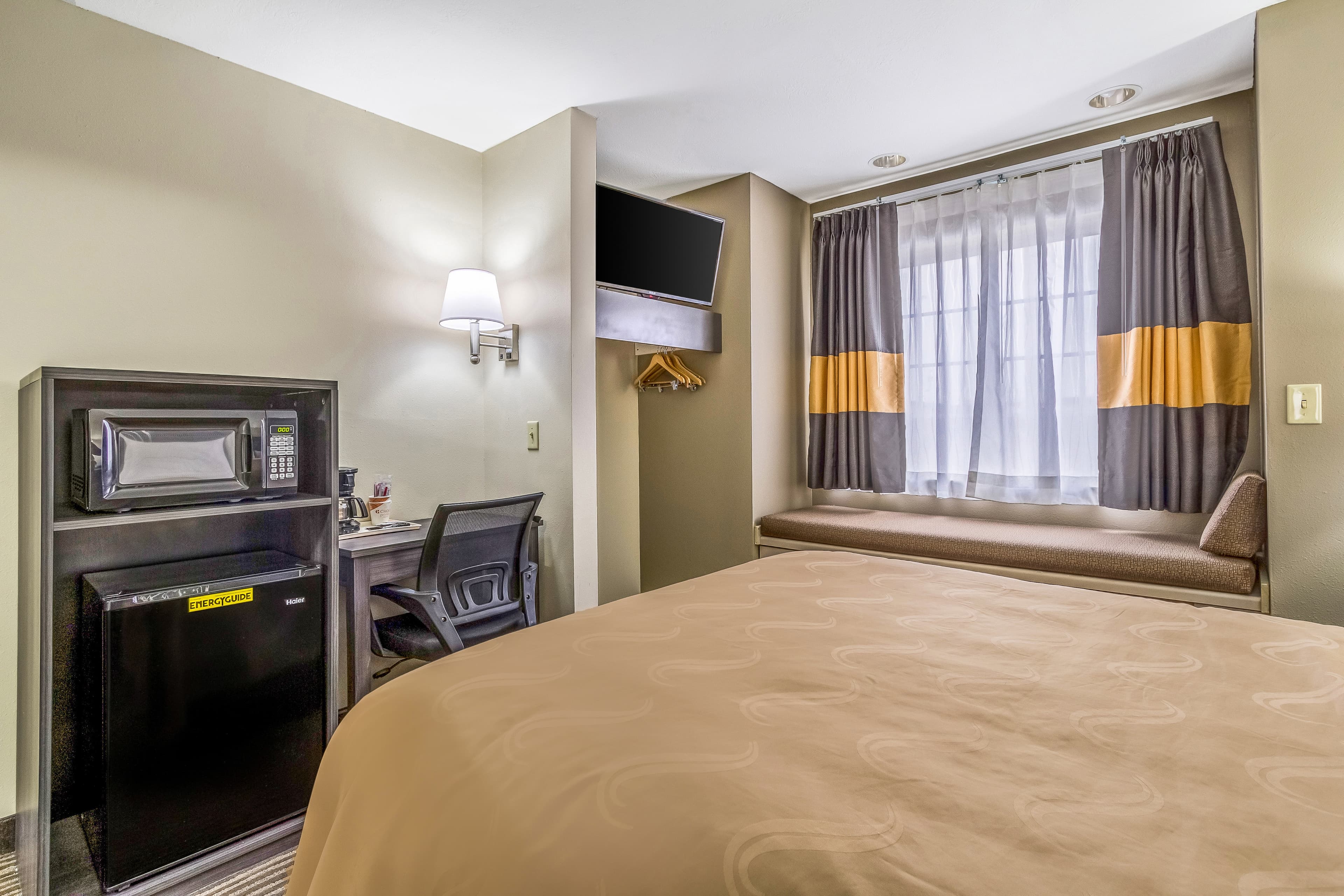 Quality Inn & Suites North Lima - Boardman — 11