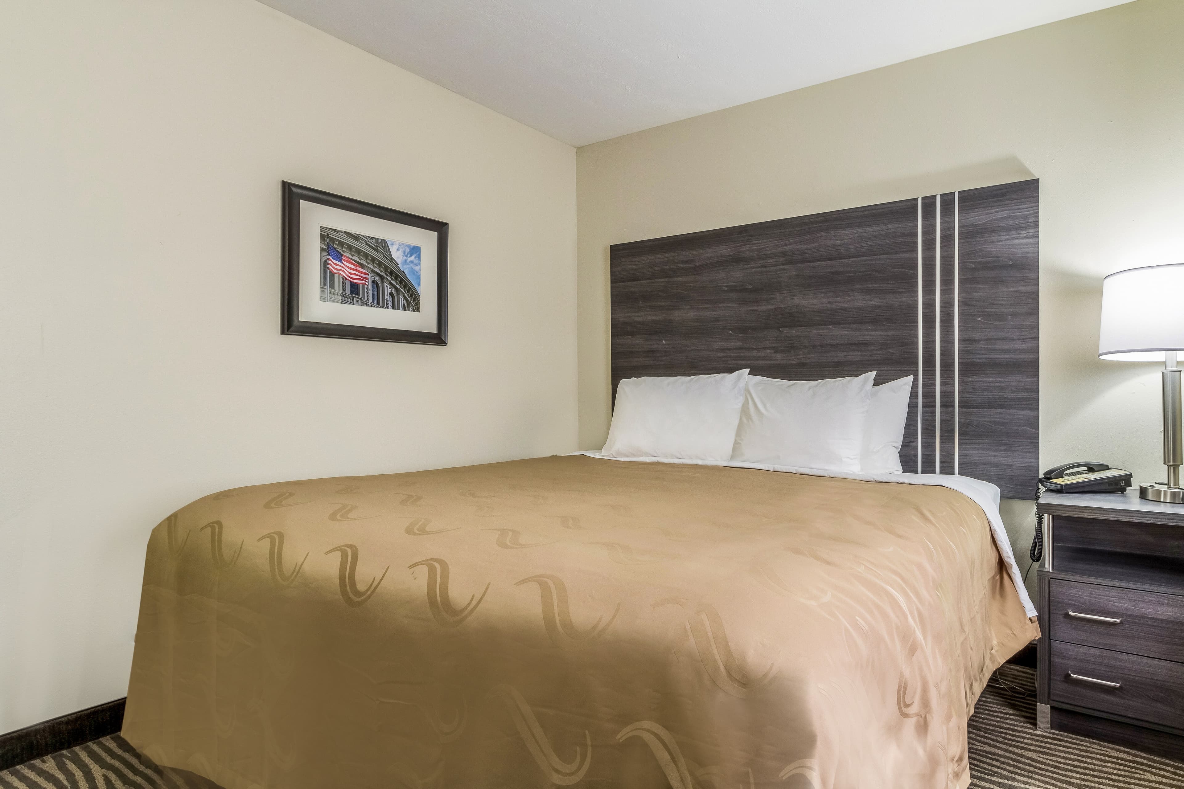 Quality Inn & Suites North Lima - Boardman — 8