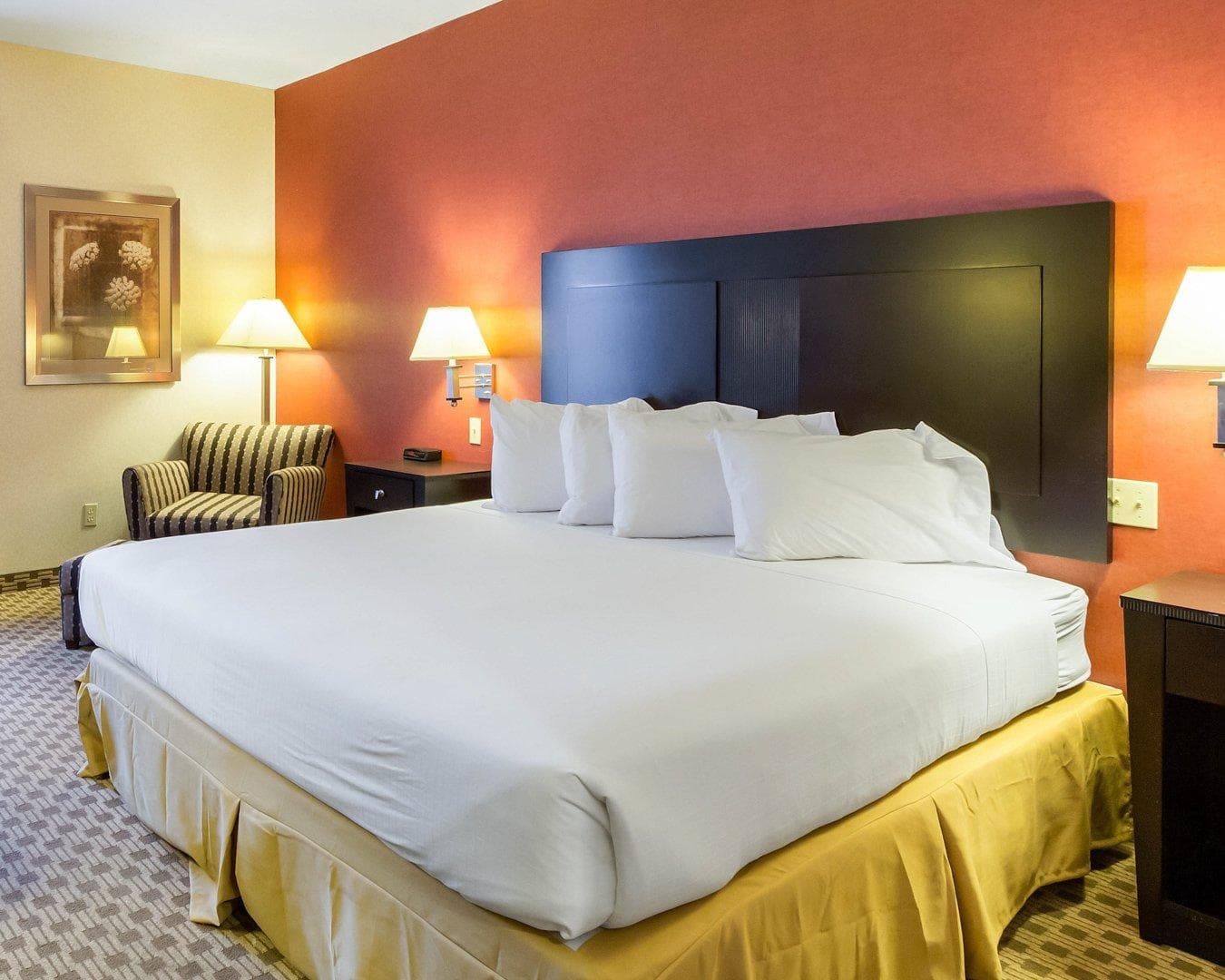 Quality Inn & Suites Oakwood Village - Cleveland South - Image 5