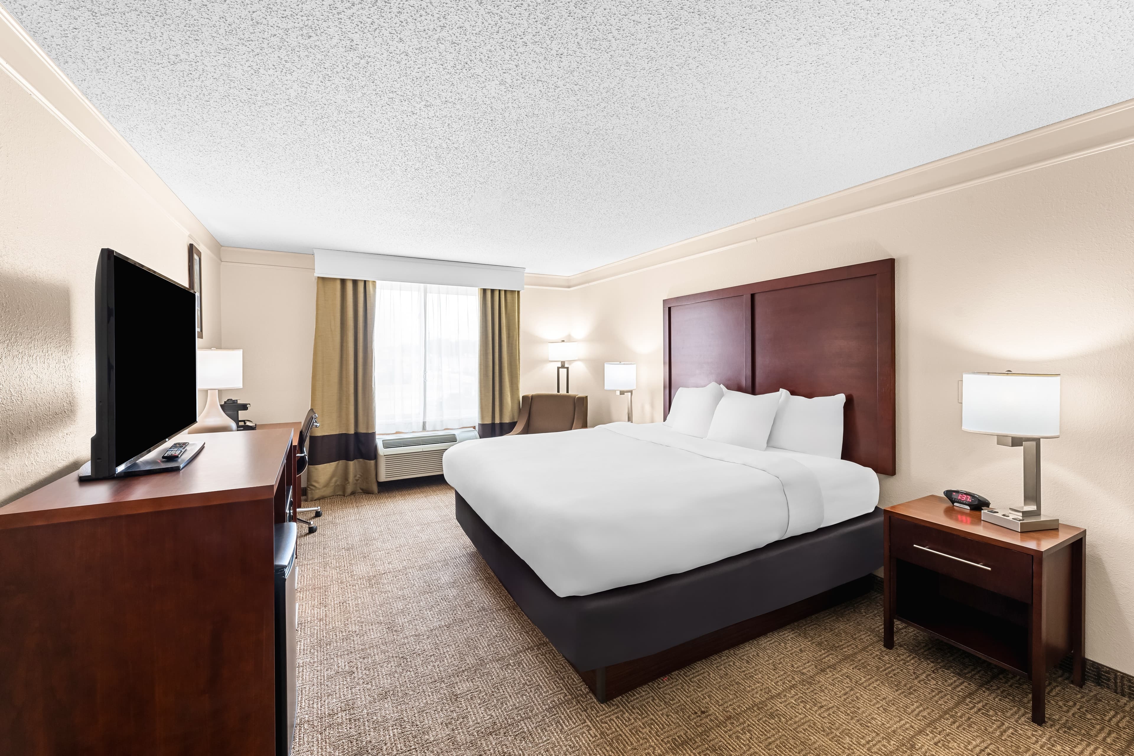 Comfort Inn & Suites Heath - Newark South — 18