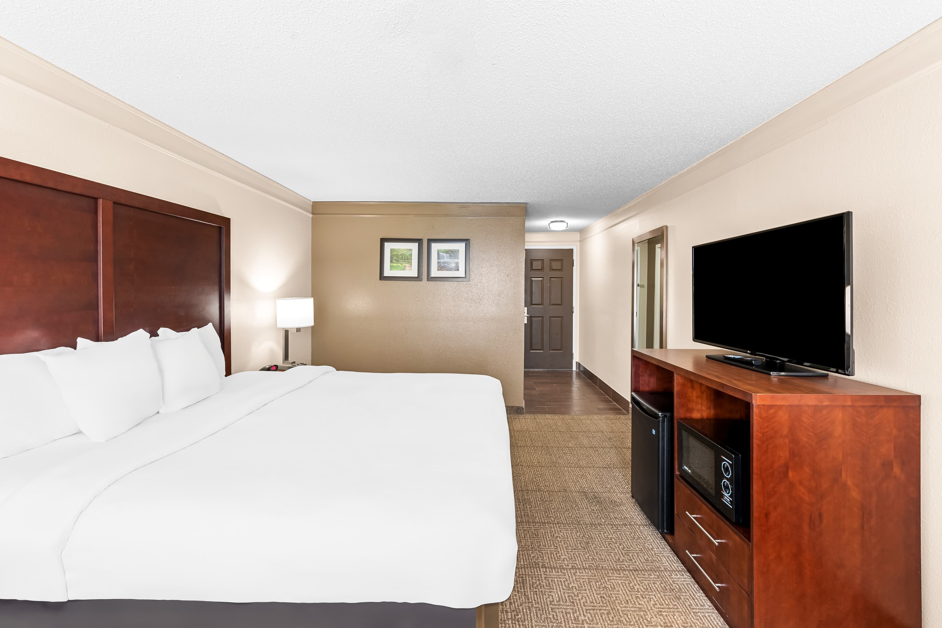Comfort Inn & Suites Heath - Newark South — 20