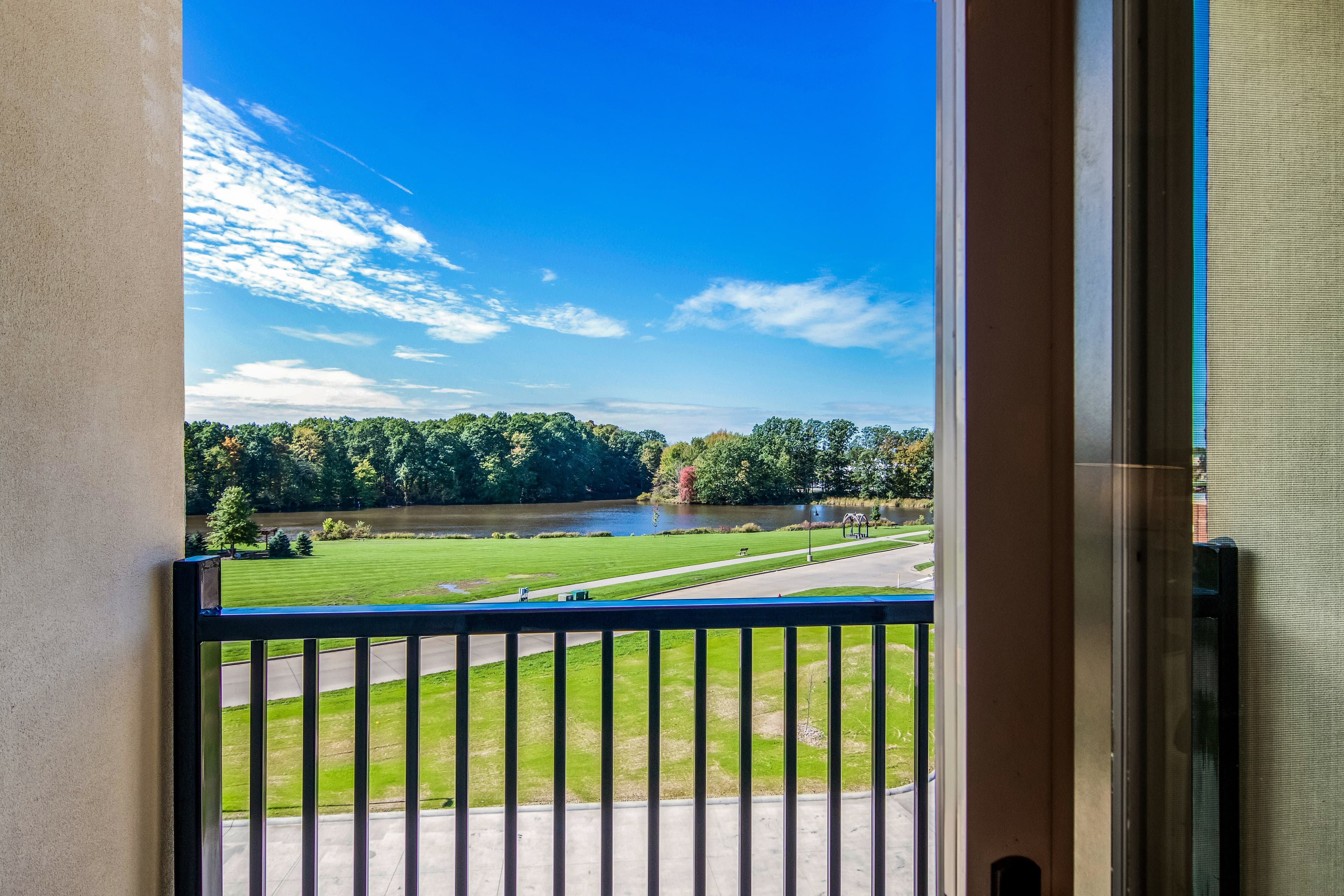 Comfort Suites Brunswick Town Center — 13