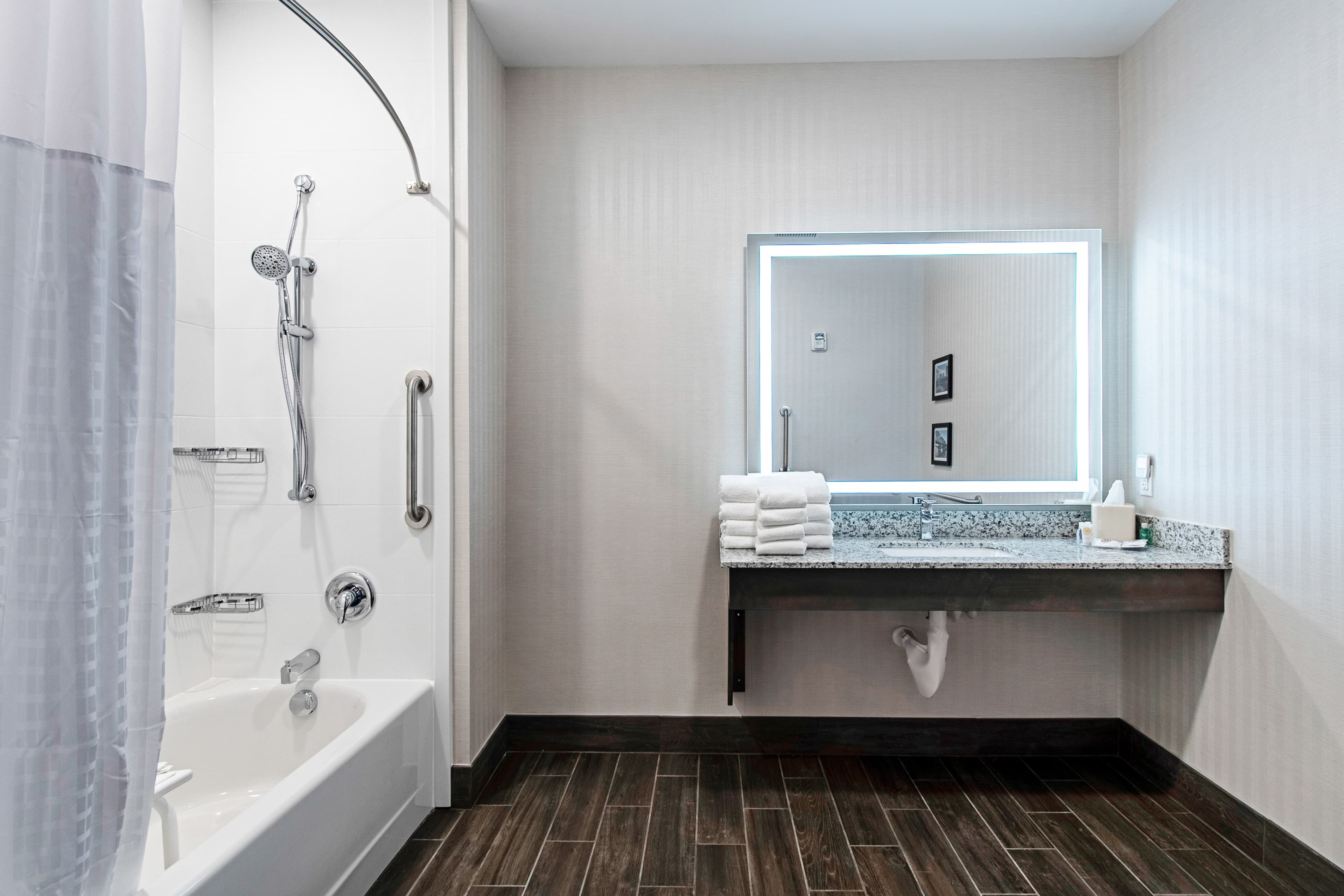 Comfort Suites Grove City - Columbus South — 13