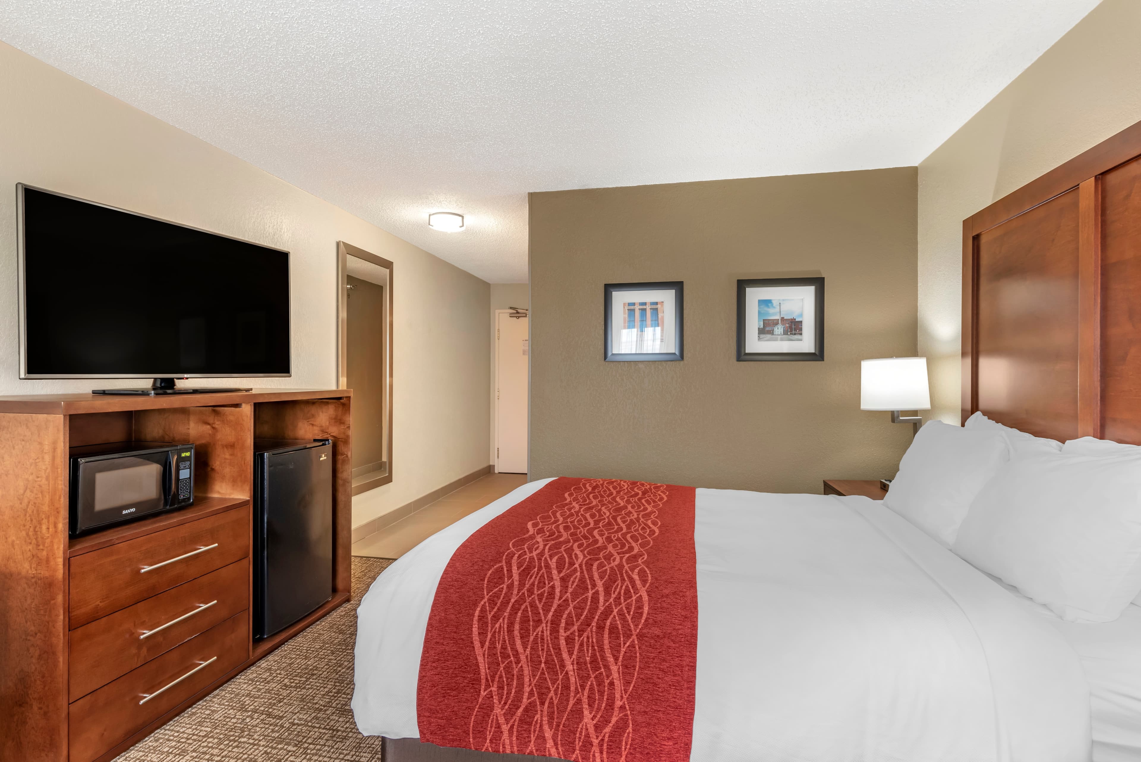 Comfort Inn & Suites Middletown - Franklin — 27