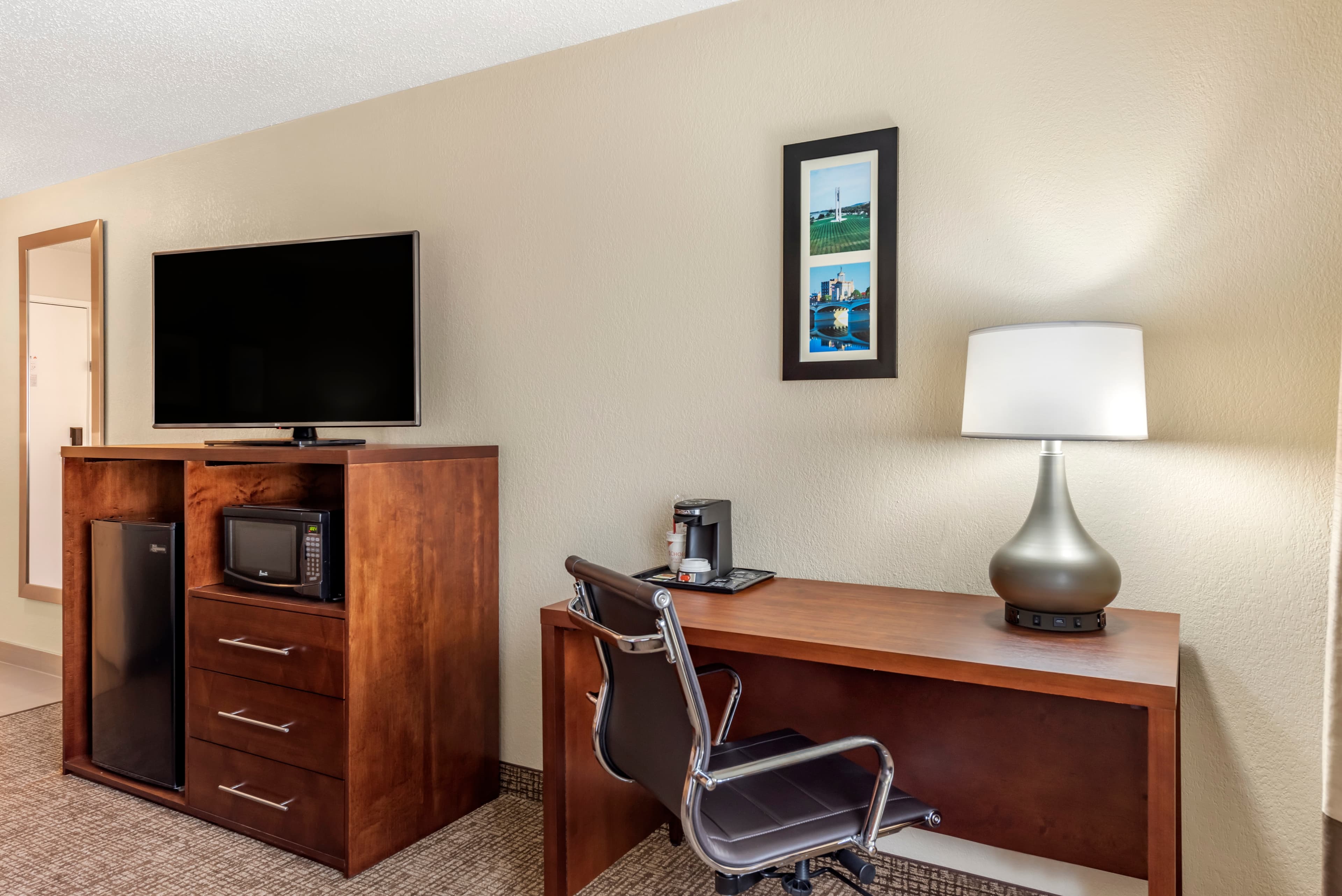 Comfort Inn & Suites Middletown - Franklin — 17
